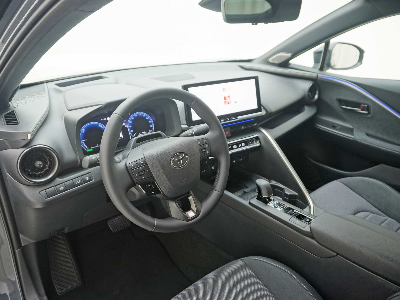 TOYOTA C-HR 2.0 HEV Style 4×4 ** Panoramadach **