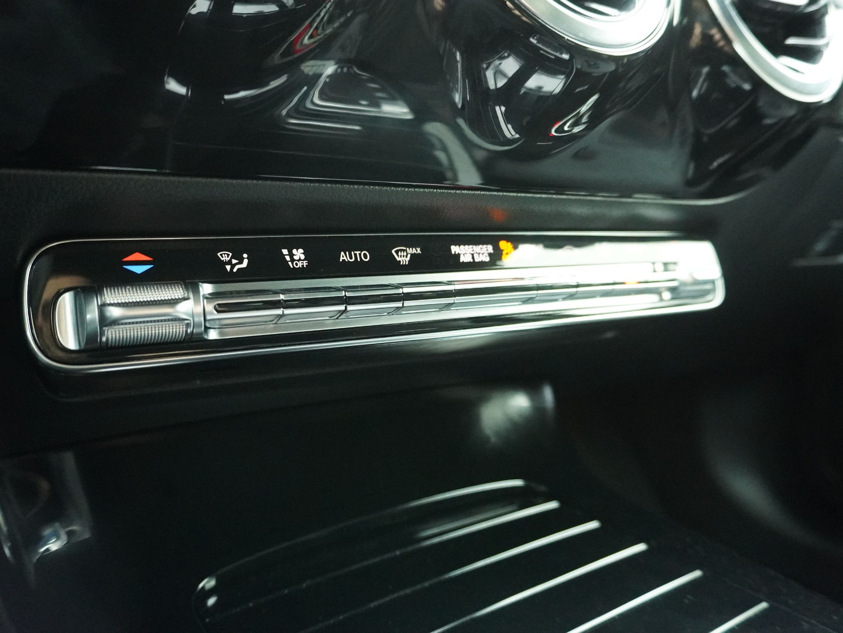 MERCEDES-BENZ A-Klasse A 200 AMG Line