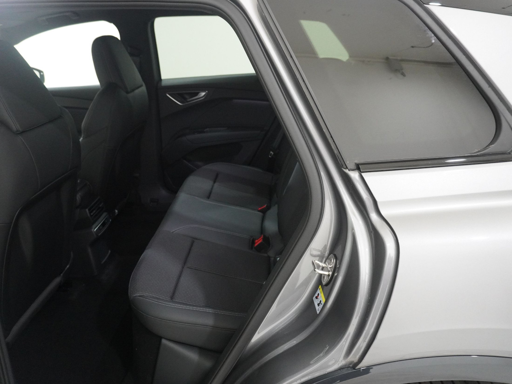 AUDI Q4 e-tron 55 quattro S line