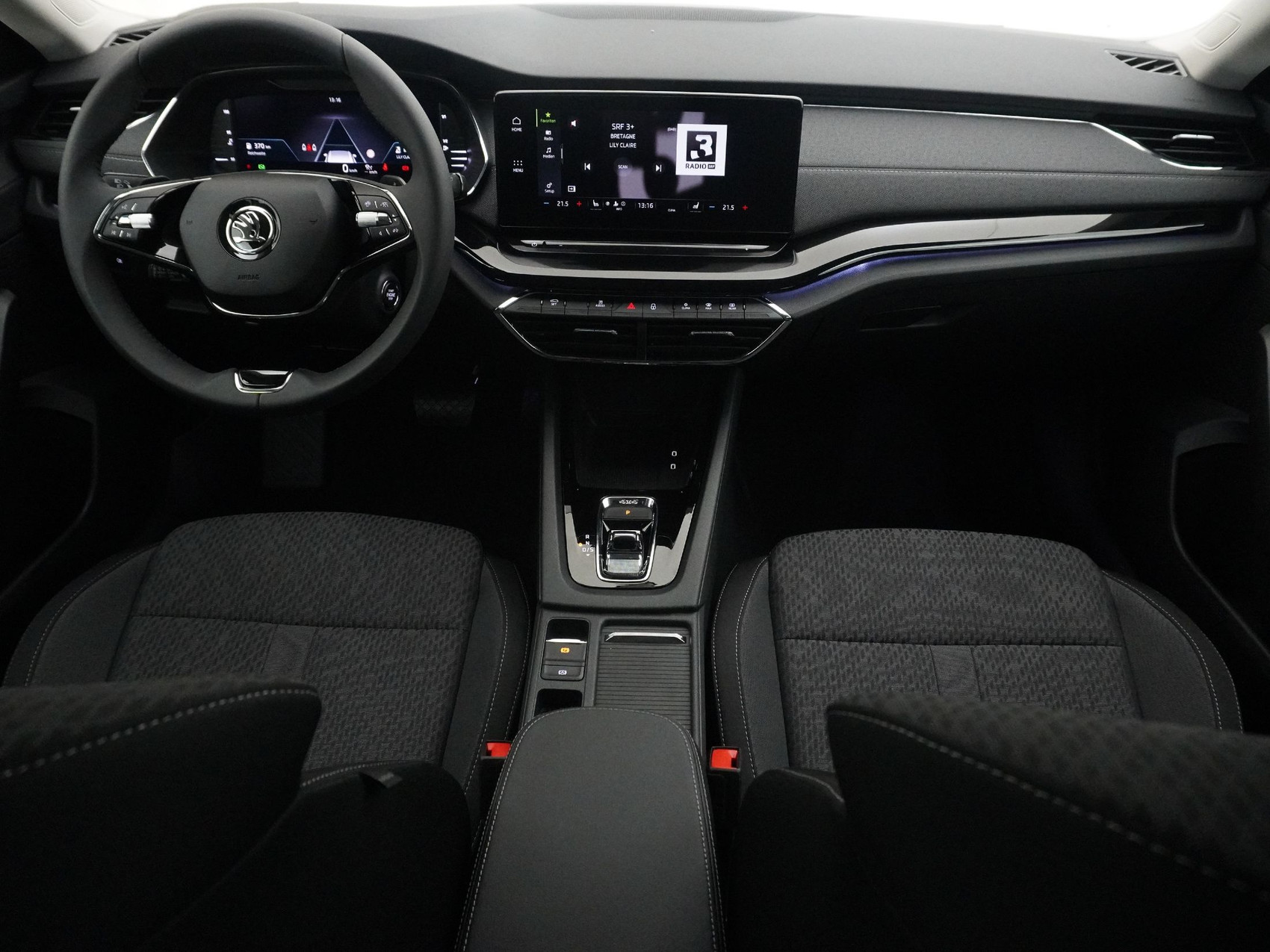 SKODA Octavia 1.5 eTSI Style DSG