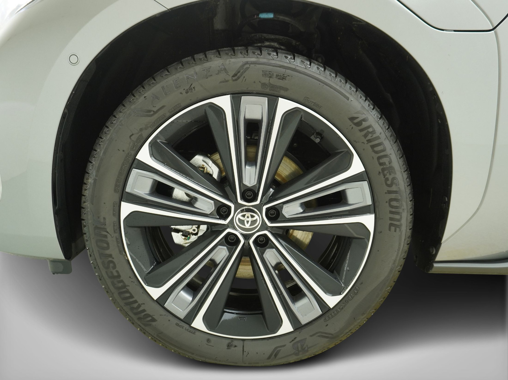 TOYOTA bZ4X Premium AWD ** 4×4 ** 11 KW **