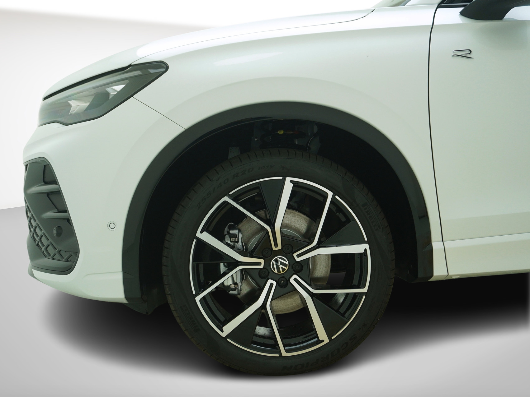 VW Tiguan 2.0 TSI R-Line 4Motion