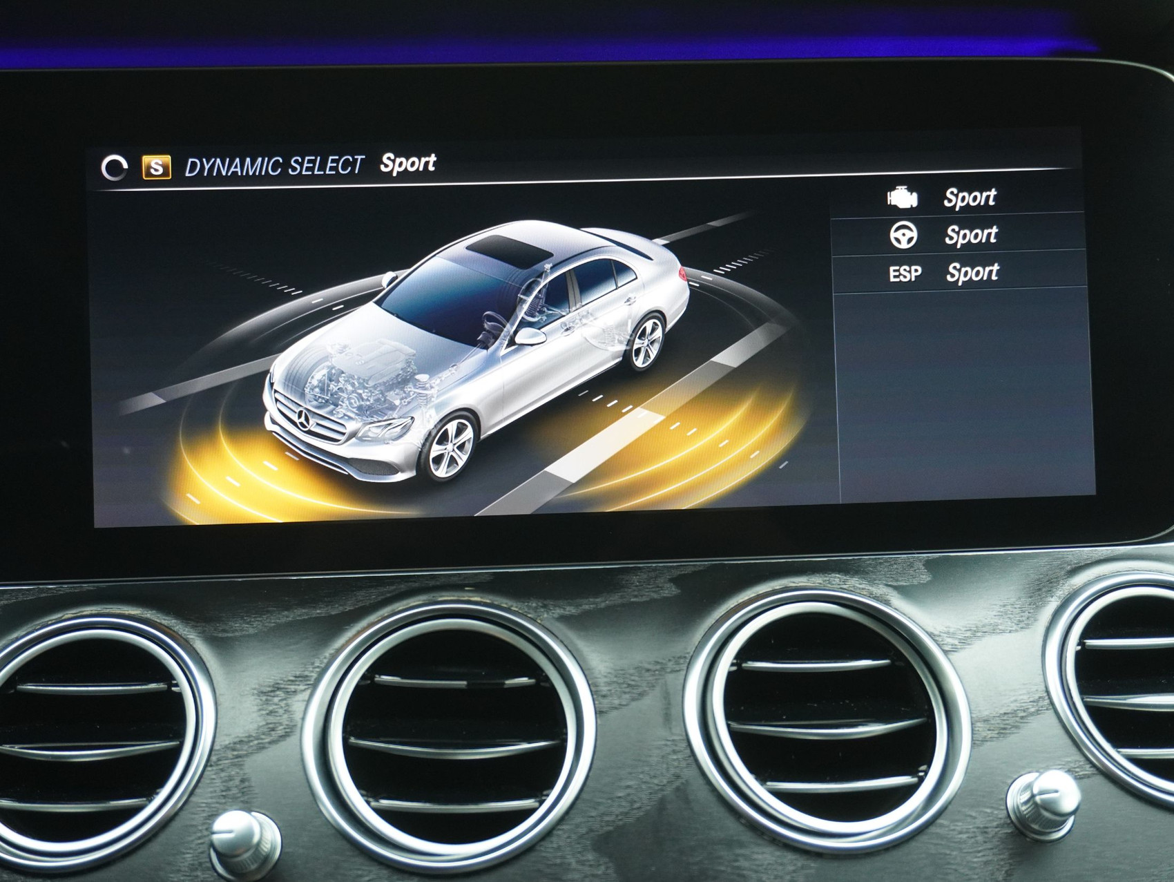 MERCEDES-BENZ E-Klasse E 450 AMG Line 4matic