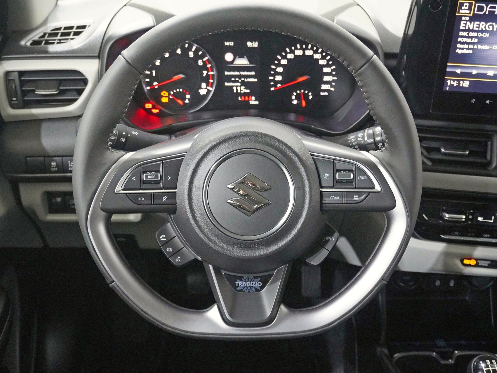 SUZUKI Swift 1.2 Tradizio Top Hybrid 4×4