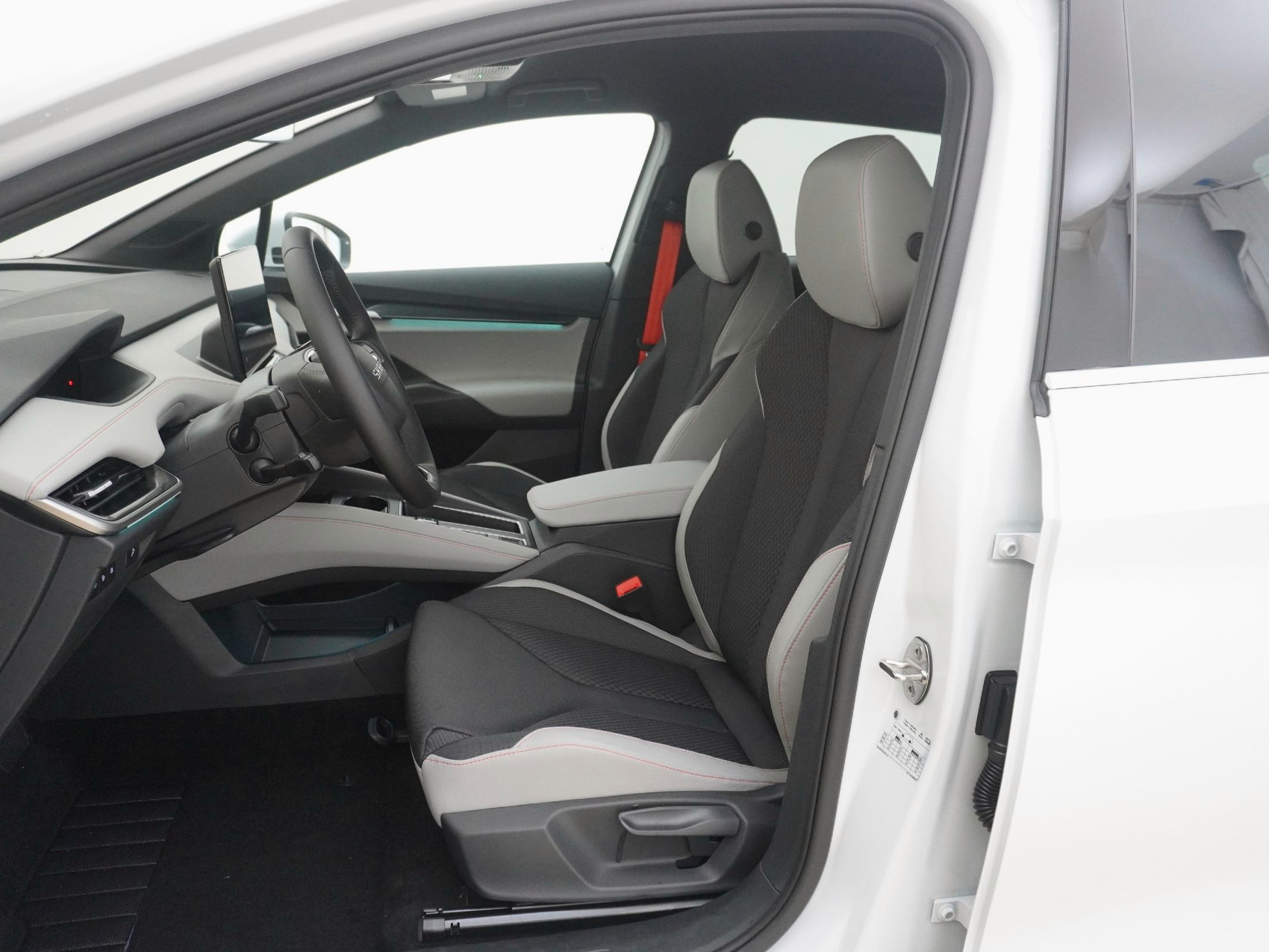 SKODA Elroq 85x Lodge Plus 4×4