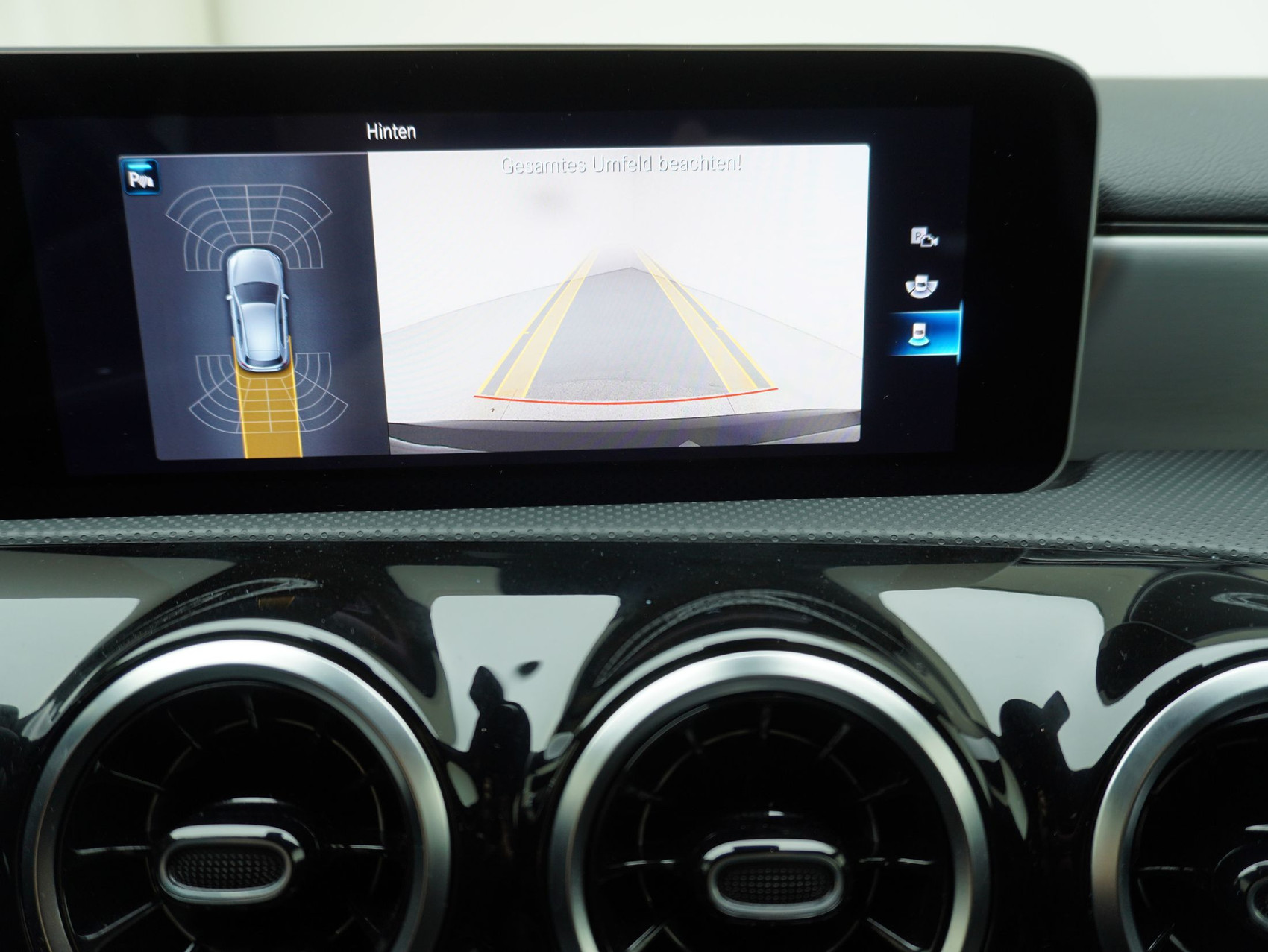 MERCEDES-BENZ A-Klasse A 200 AMG Line