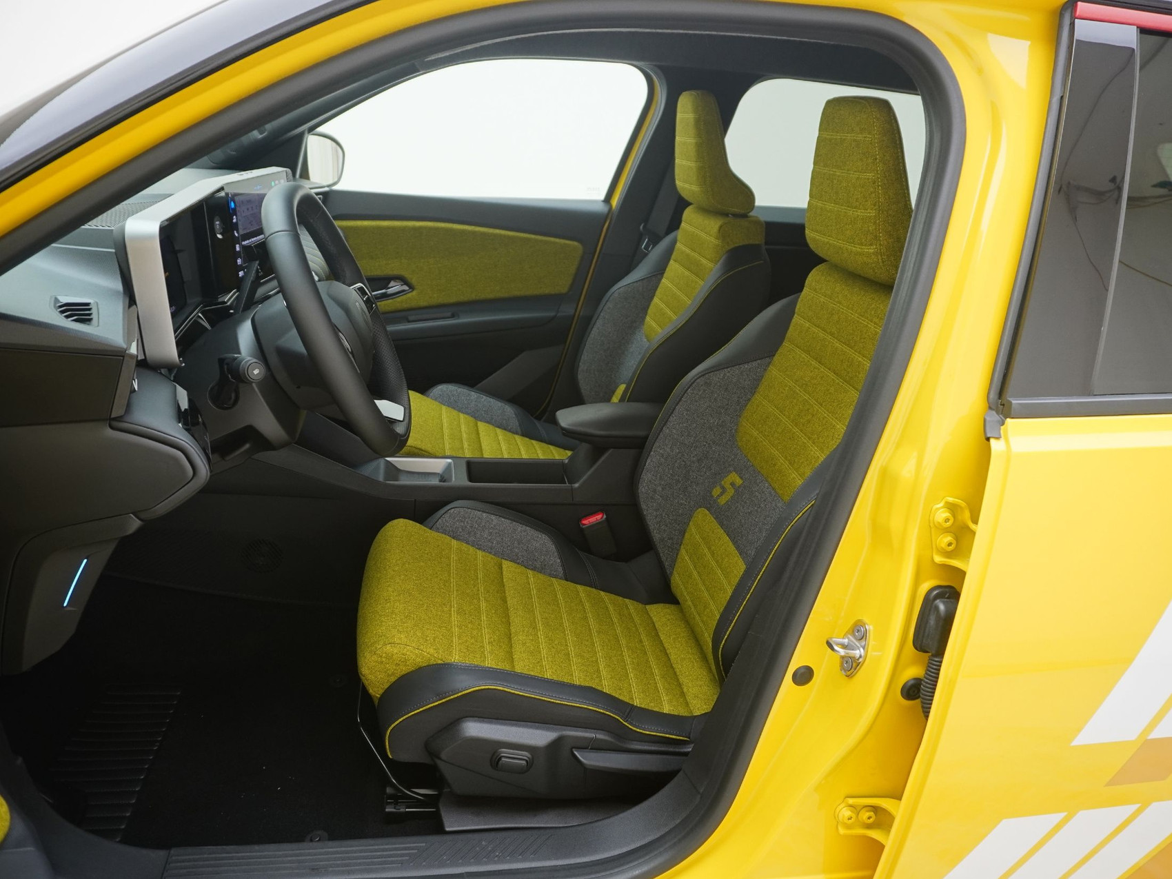 RENAULT R5 E-Tech Comfort Range iconic