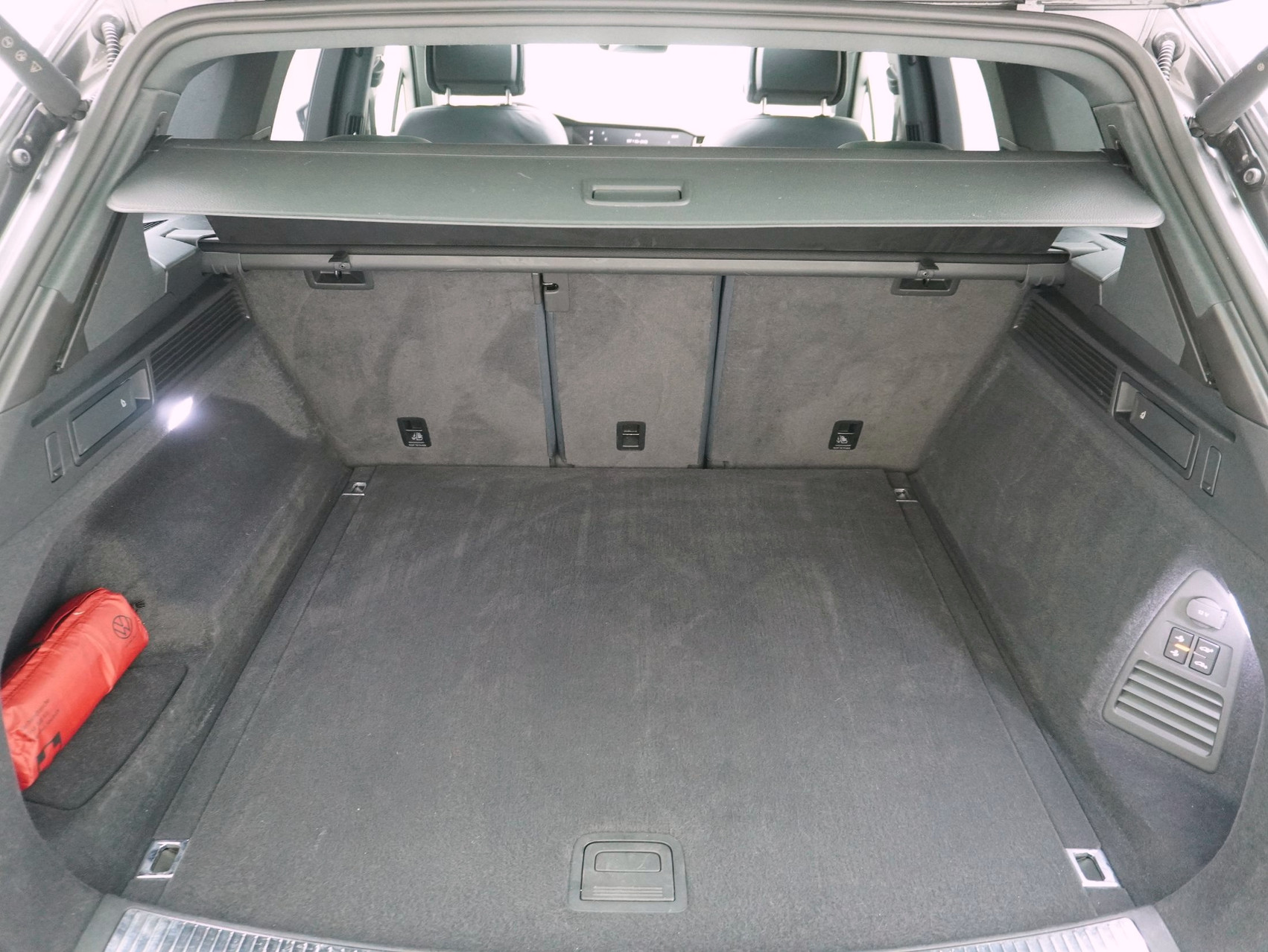 VW Touareg 3.0 TDI R-Line Black Style 4Motion **Vollausstattung**