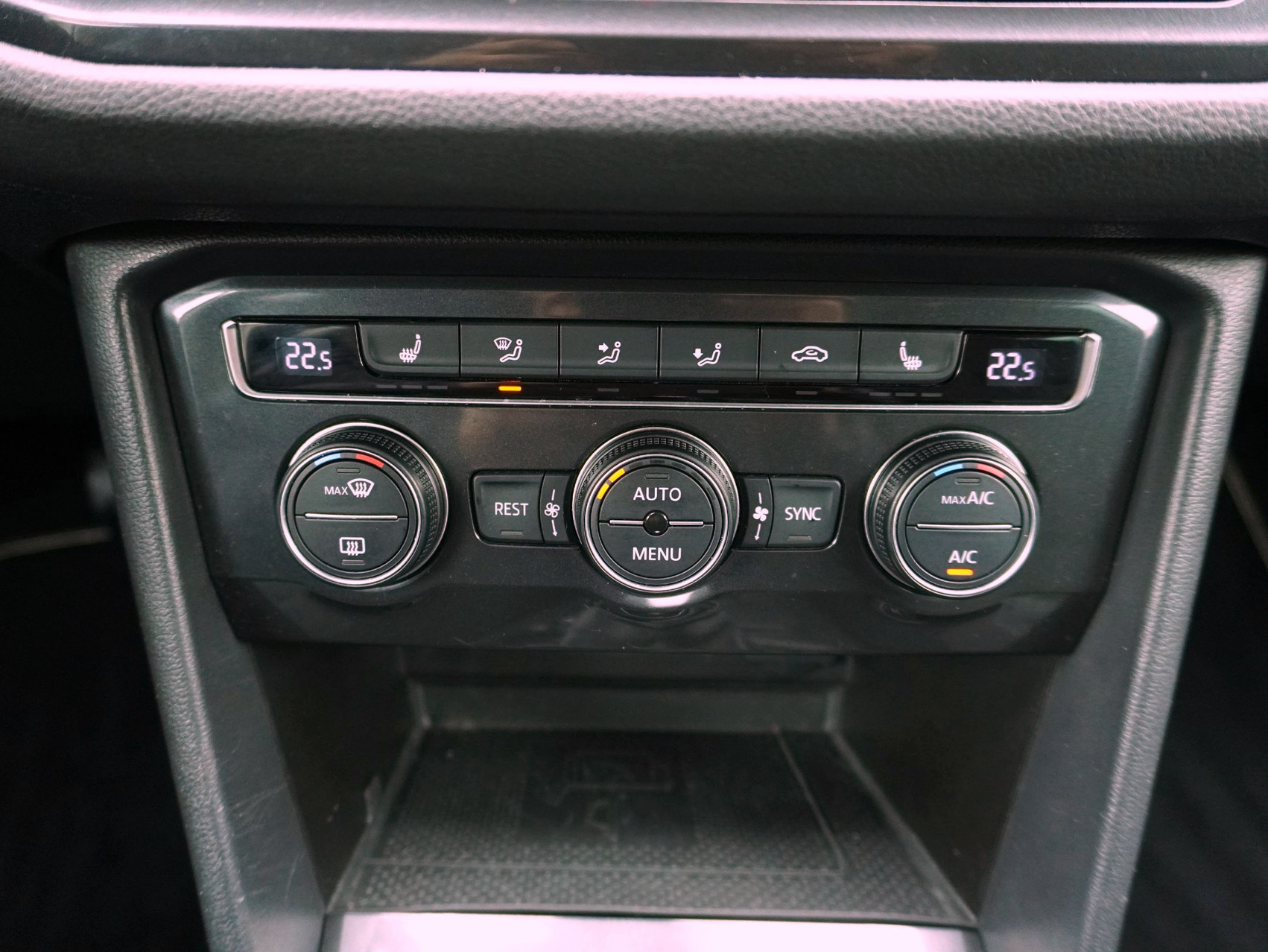 VW Tiguan 2.0 TDI DSG R-Line 4Motion