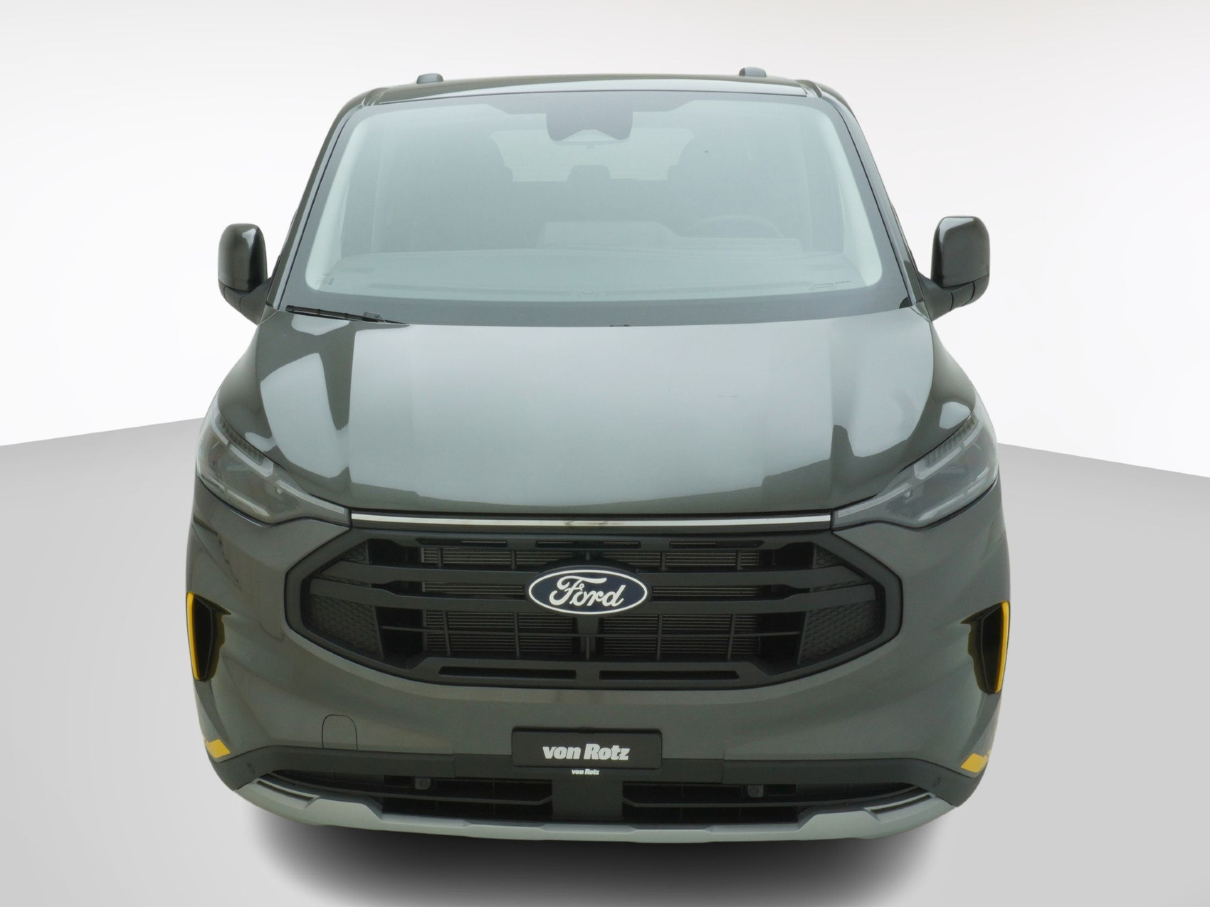 FORD Transit Custom 320 L1 2.0 TDCI 4×4 Trail