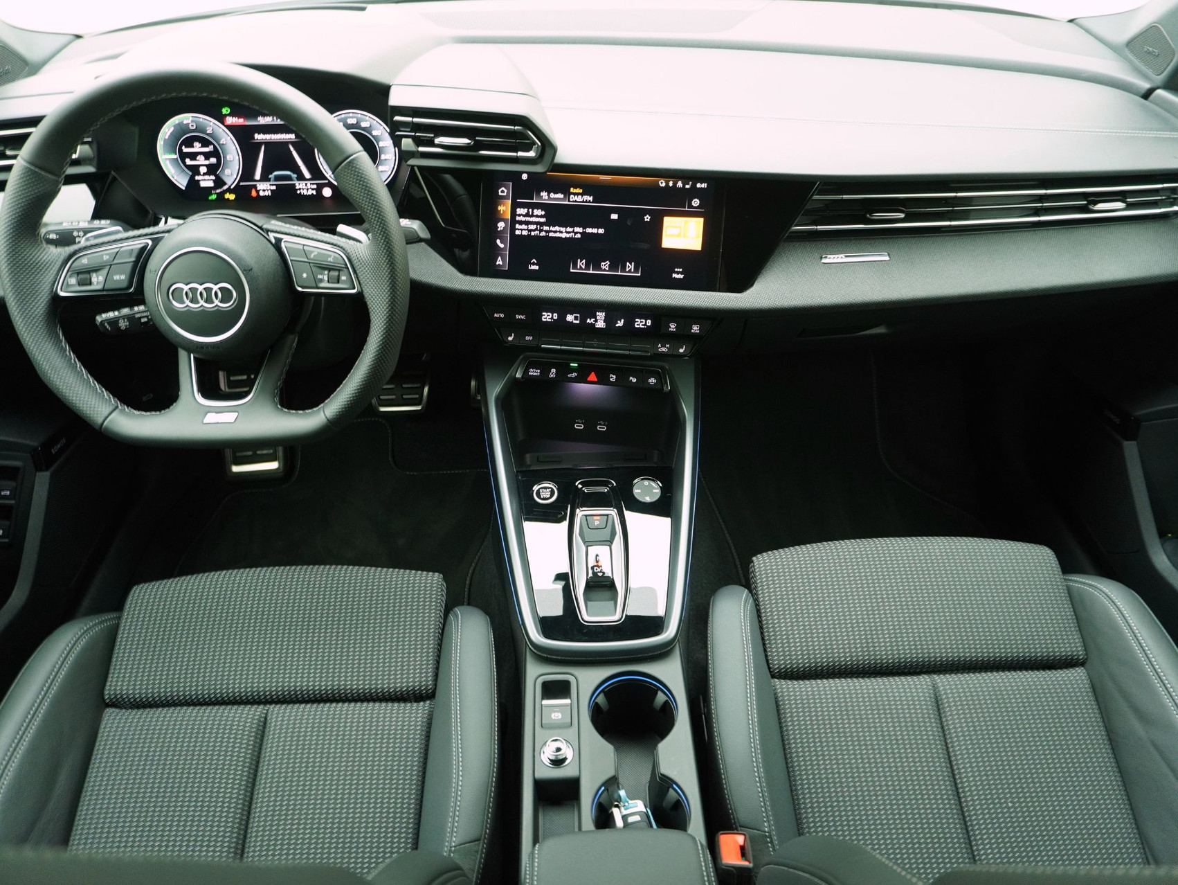 AUDI A3 Sportback 40 TFSI e S line S-Tronic **Audi Werksgarantie bis 05/2030**