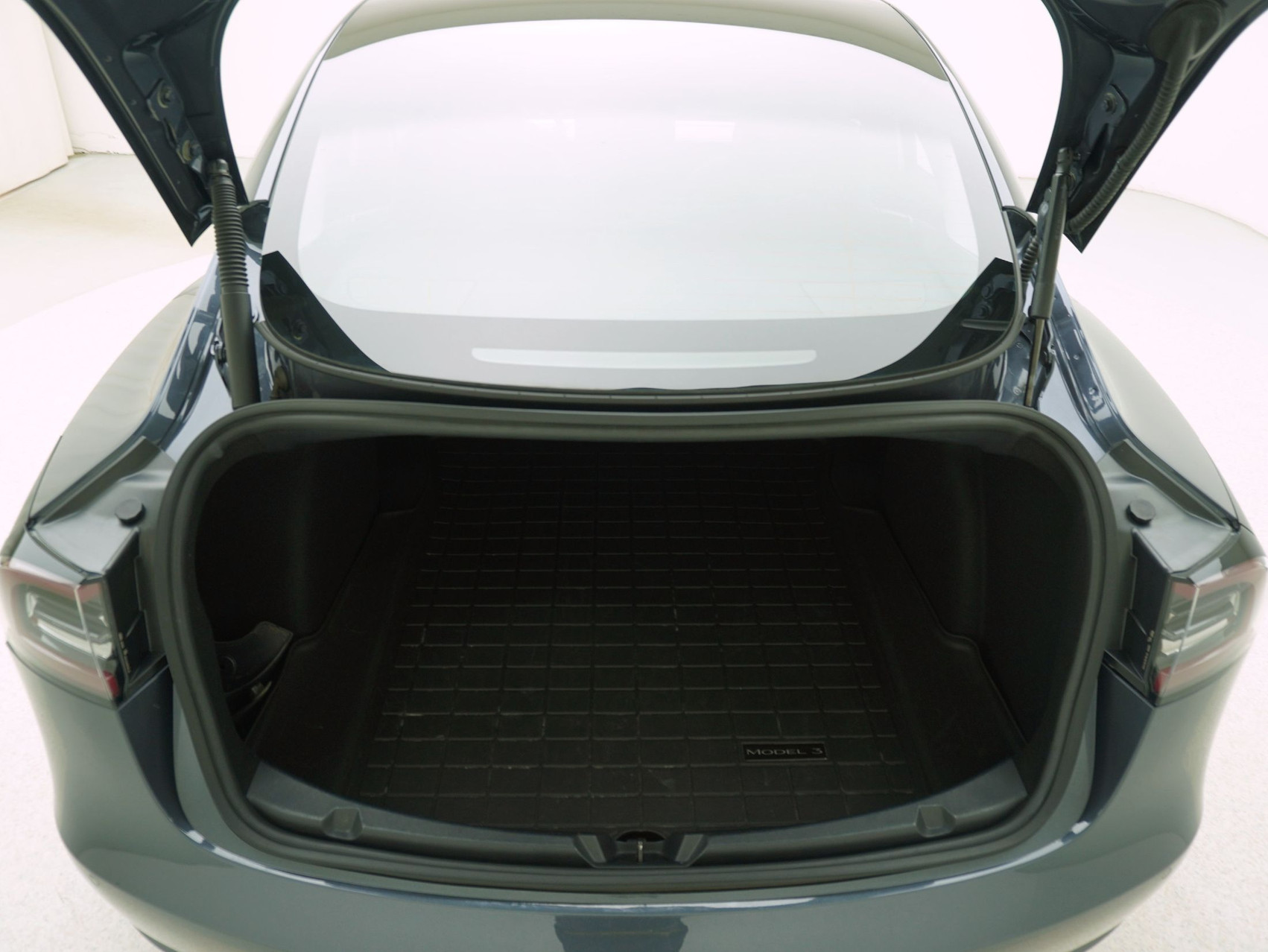 TESLA Model 3 Long Range Dual Motor AWD
