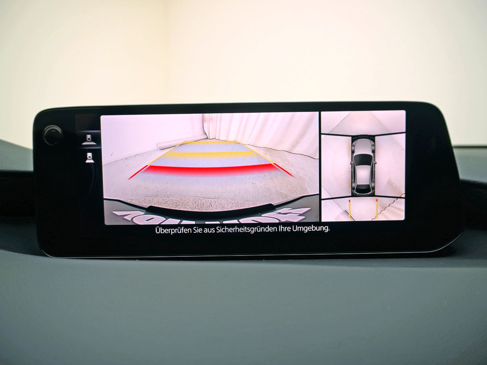 MAZDA 3 Hatchback 2.0 186 Exclusive-Line