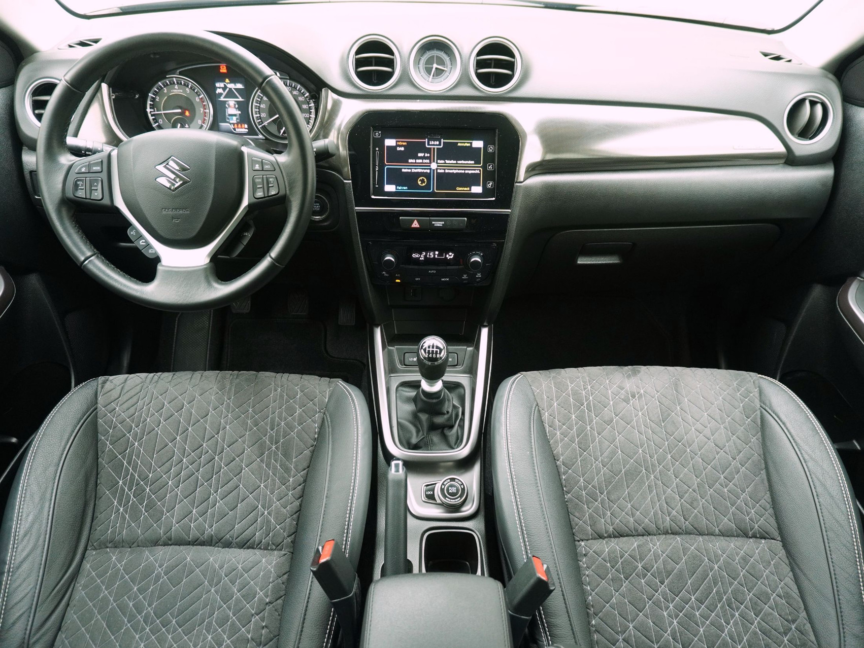 SUZUKI Vitara 1.4 T Compact Top Hybrid 4×4