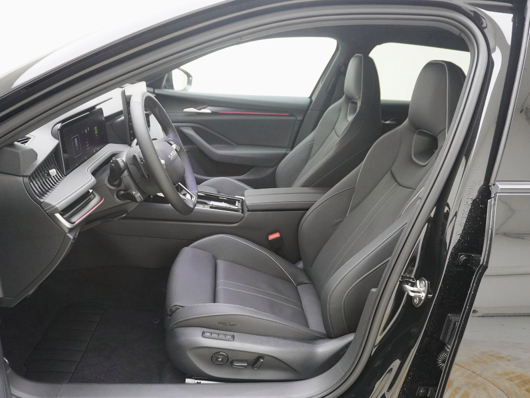 SKODA Superb 1.5 TSI Plug-in-Hybrid Sportline DSG