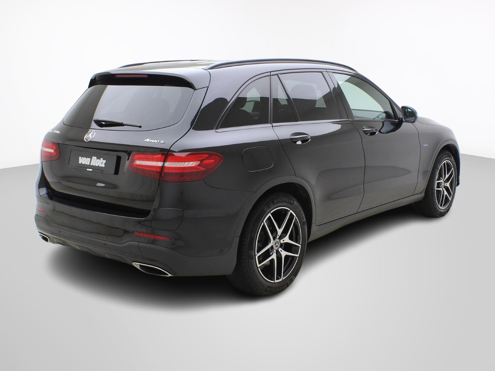 MERCEDES-BENZ GLC-Klasse GLC 350 e AMG Line 4matic