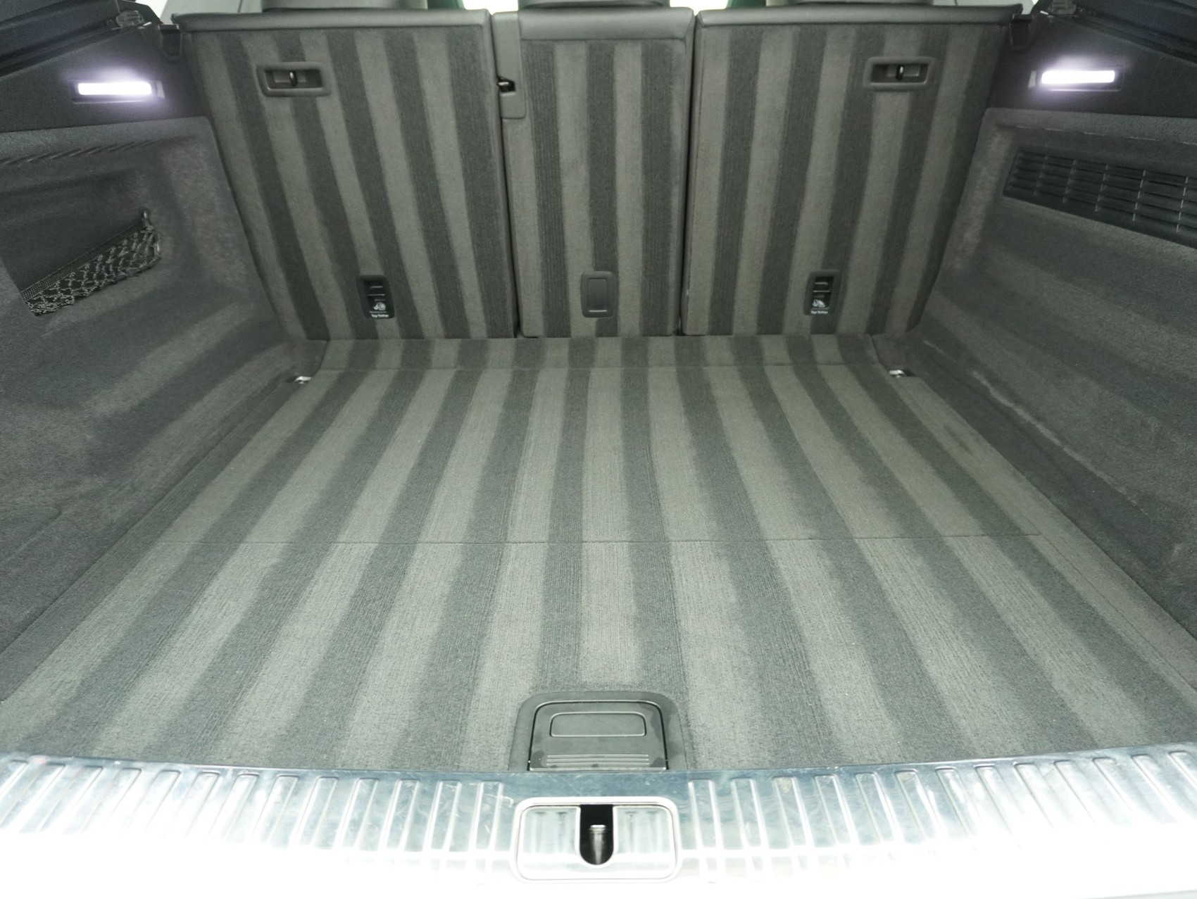 AUDI SQ8 4.0 V8 TFSI quattro T-Tronic **Vollleder/Massage-Sitze/AHK/SoftClose/Standheizung/u.v.m.**