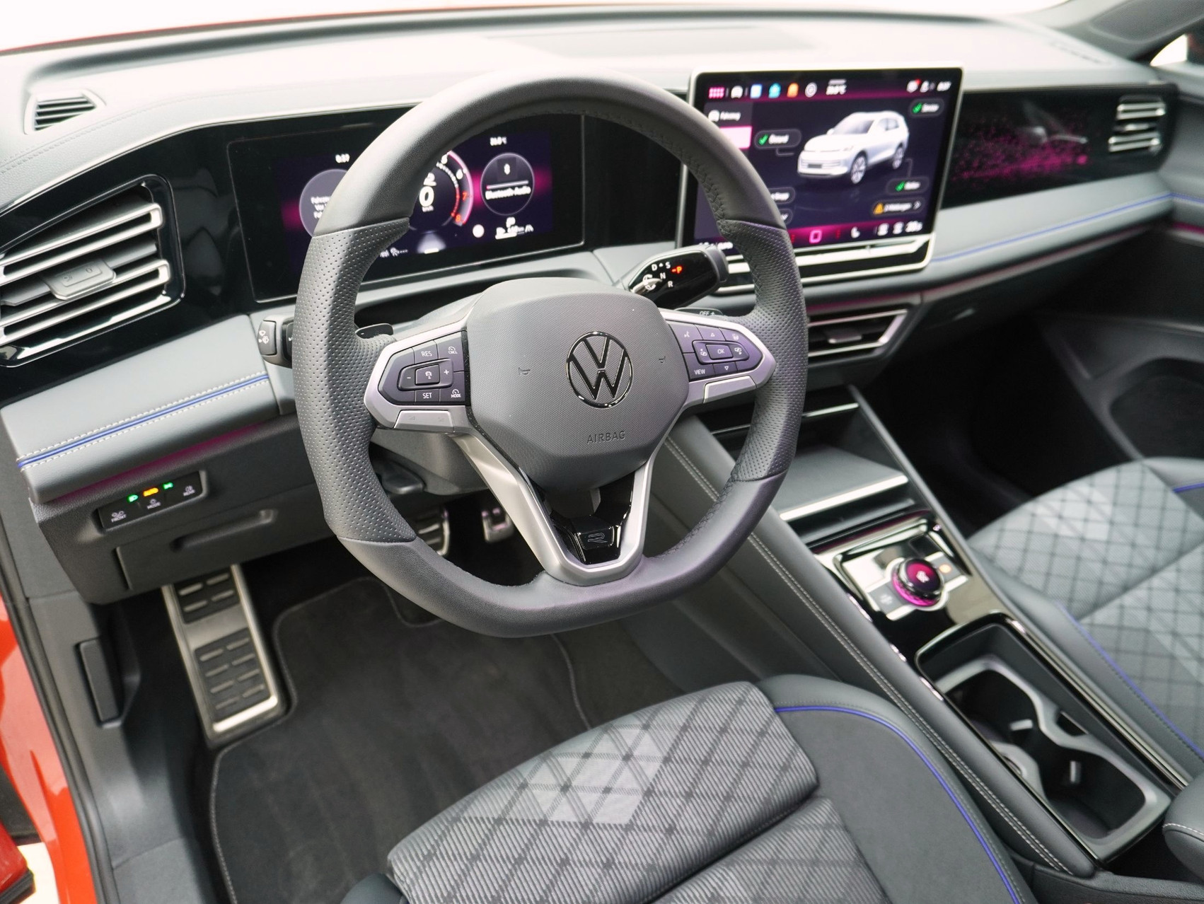 VW Tiguan 2.0 TSI DSG R-Line Black Style 4Motion (2025)