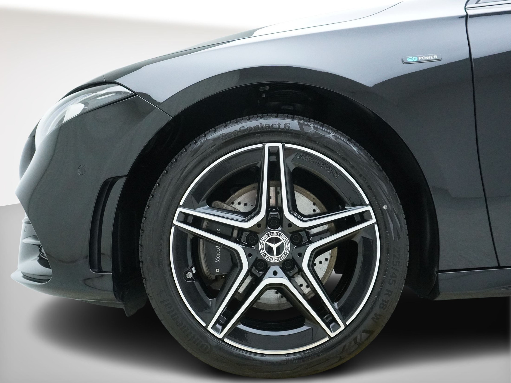 MERCEDES-BENZ A-Klasse A 250 e AMG Line