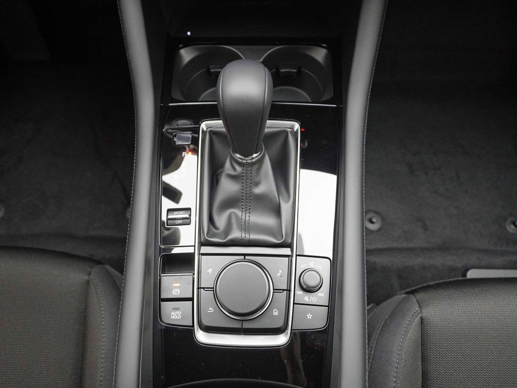 MAZDA 3 Hatchback 2.0 186 Exclusive-Line