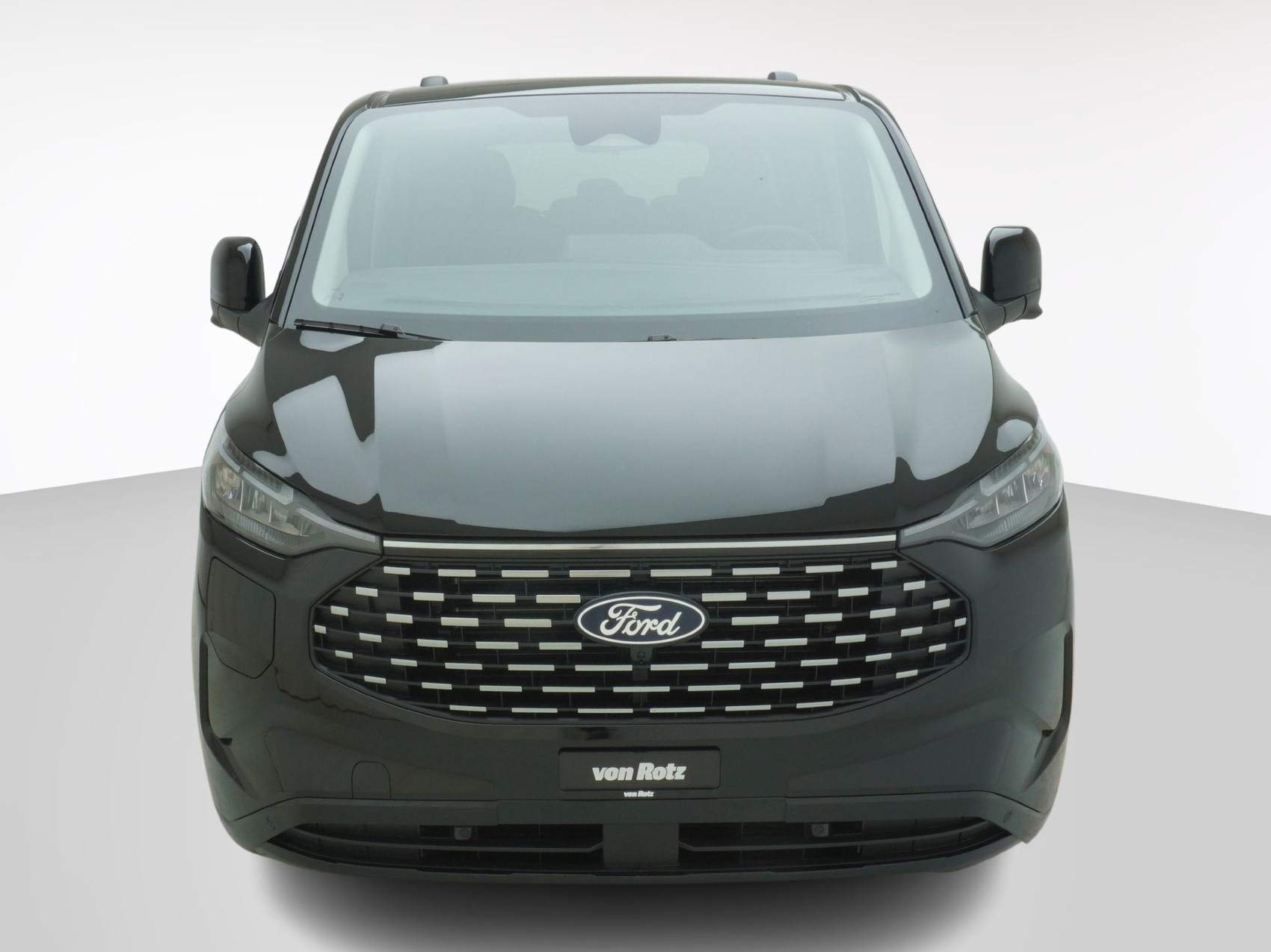 FORD Tourneo Custom L2 2.5 Plug-in-Hybrid Titanium X