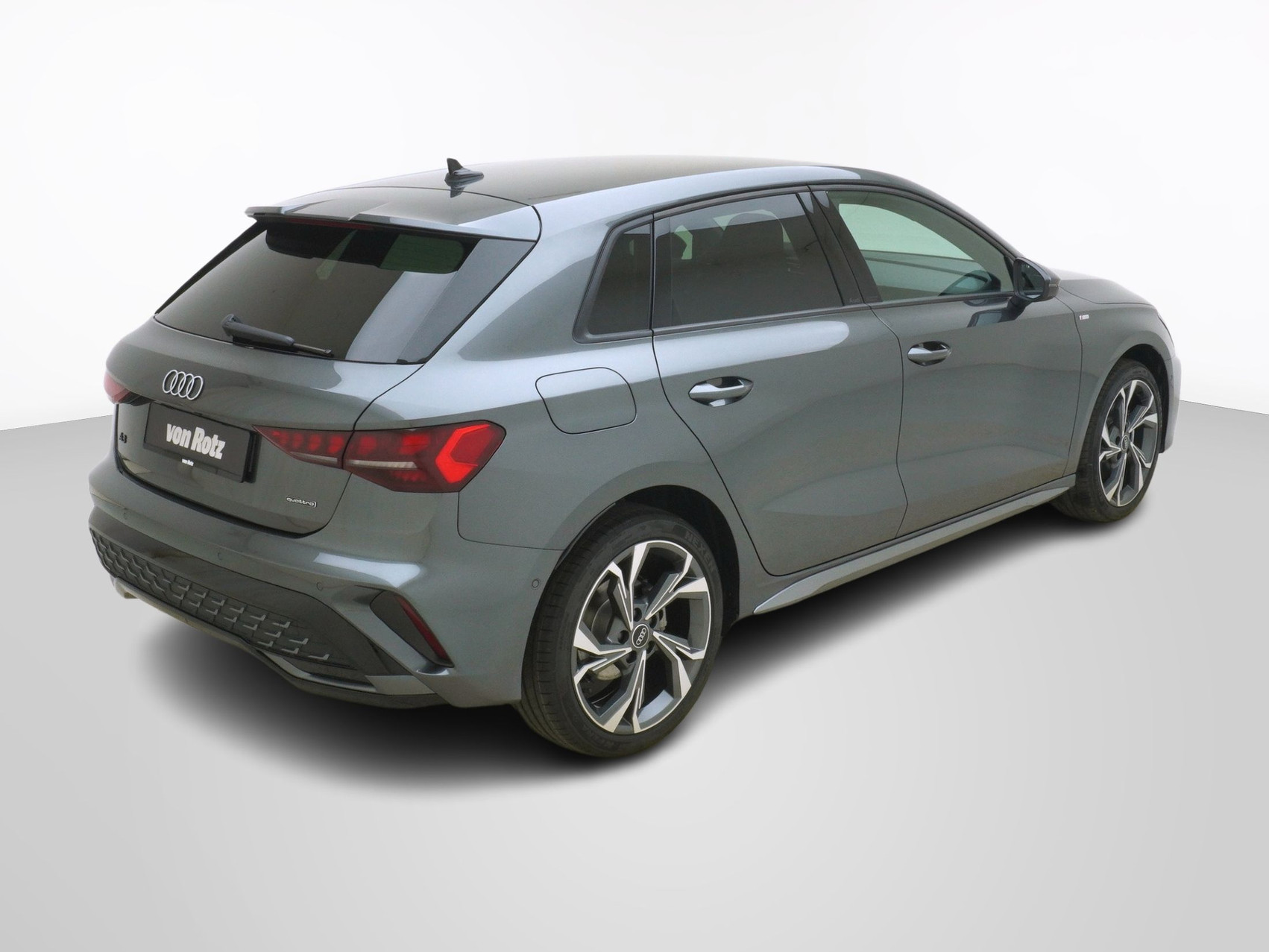 AUDI A3 Sportback 2.0 40 TFSI S Line quattro S-Tronic