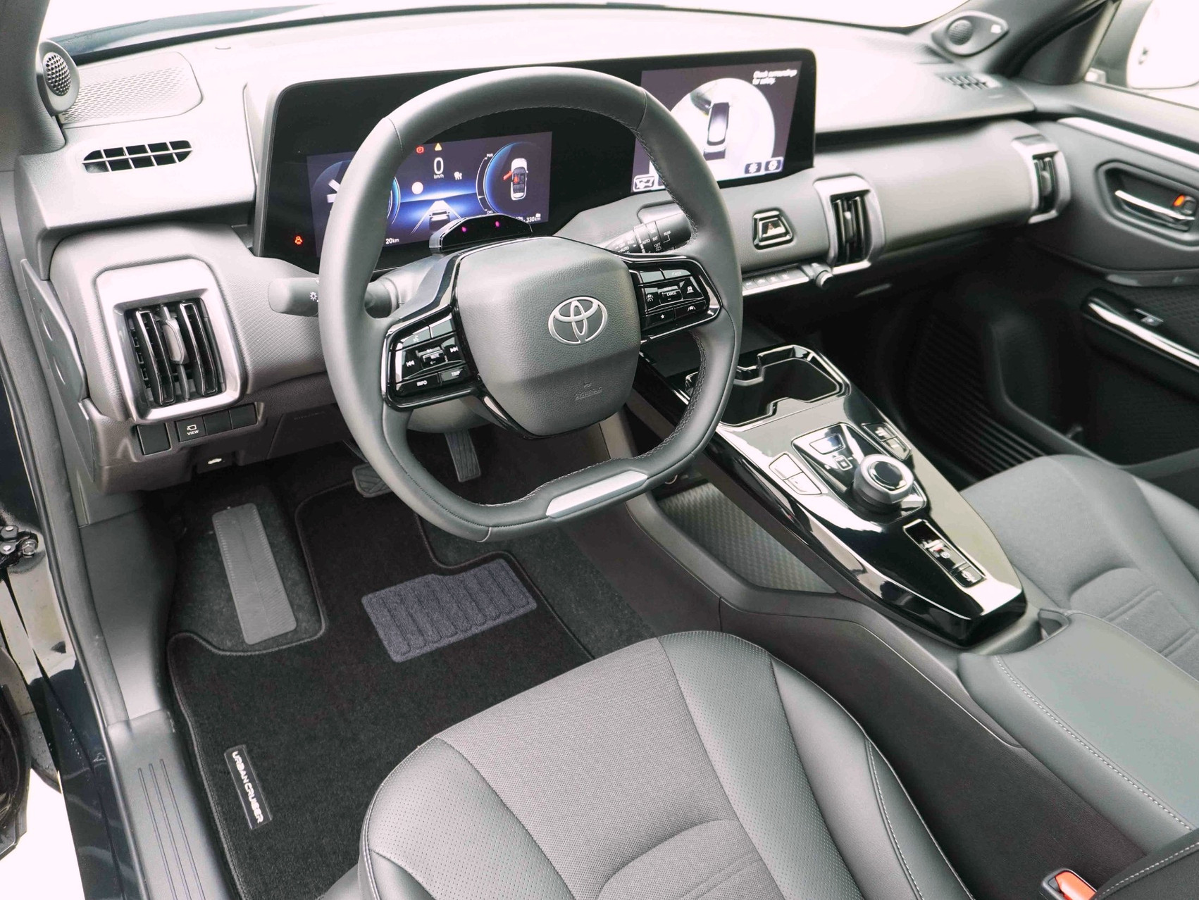 TOYOTA Urban Cruiser Premium AWD inkl. Panoramadach 😎