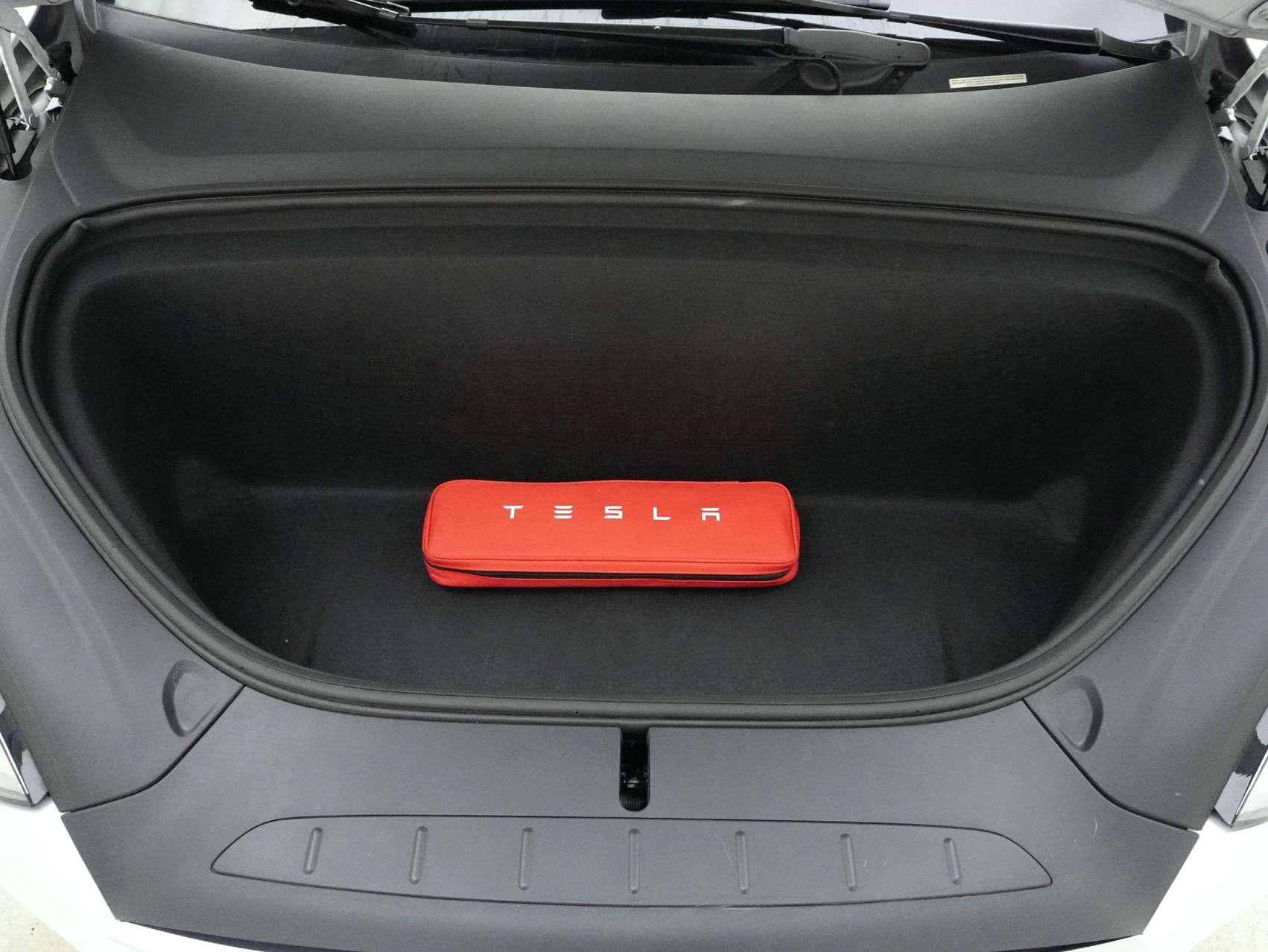 TESLA Model X Maximale Reichweite AWD