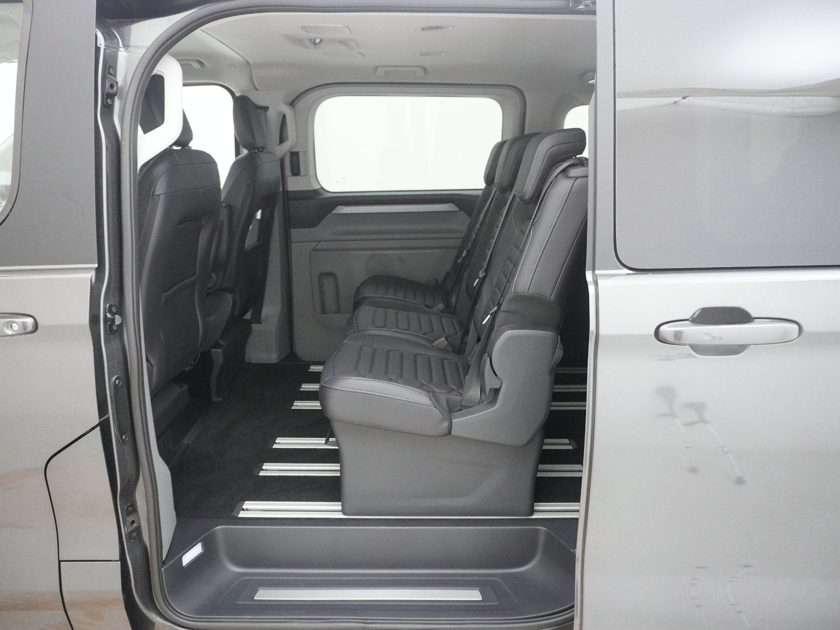 FORD Tourneo Custom 320 L2 2.0 TDCI Titanium X