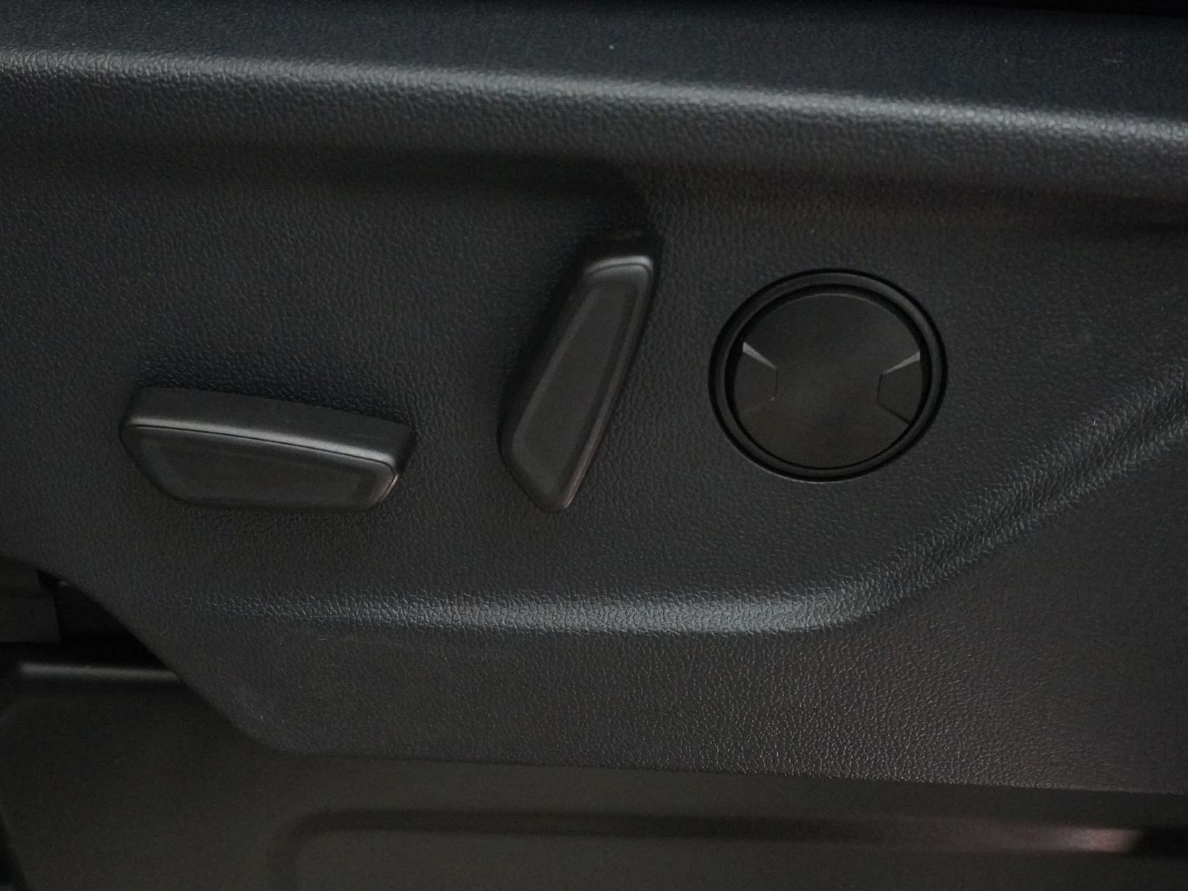 FORD Tourneo Custom 320 L2 2.0 TDCI Titanium X