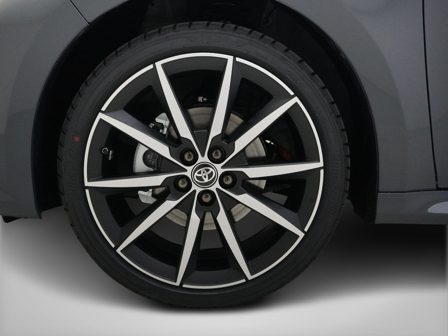 TOYOTA Yaris 1.5 VVT-i HSD GR Sport ** mit Head-Up **