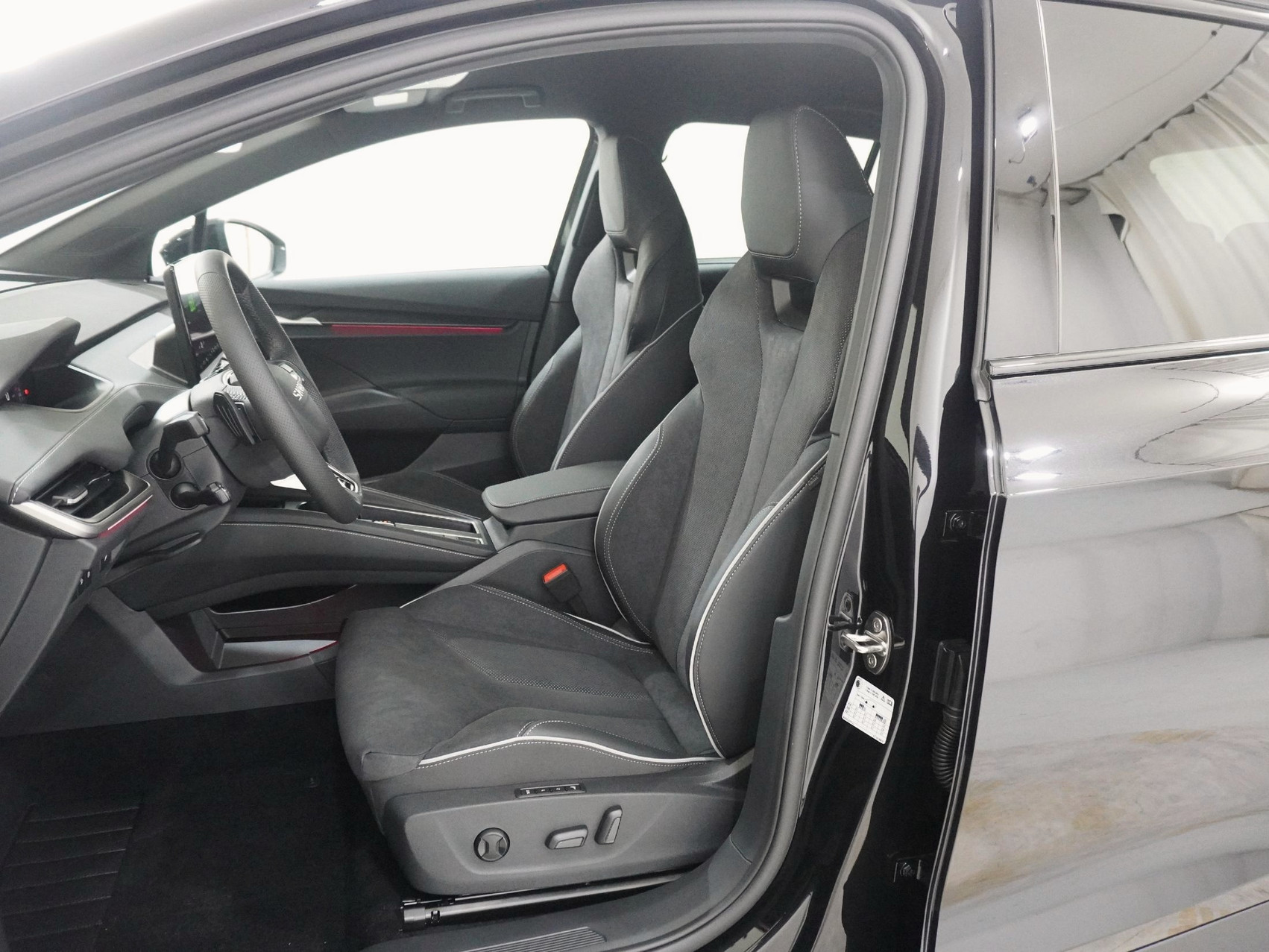 SKODA Elroq 85x SportLine MAXX 4×4