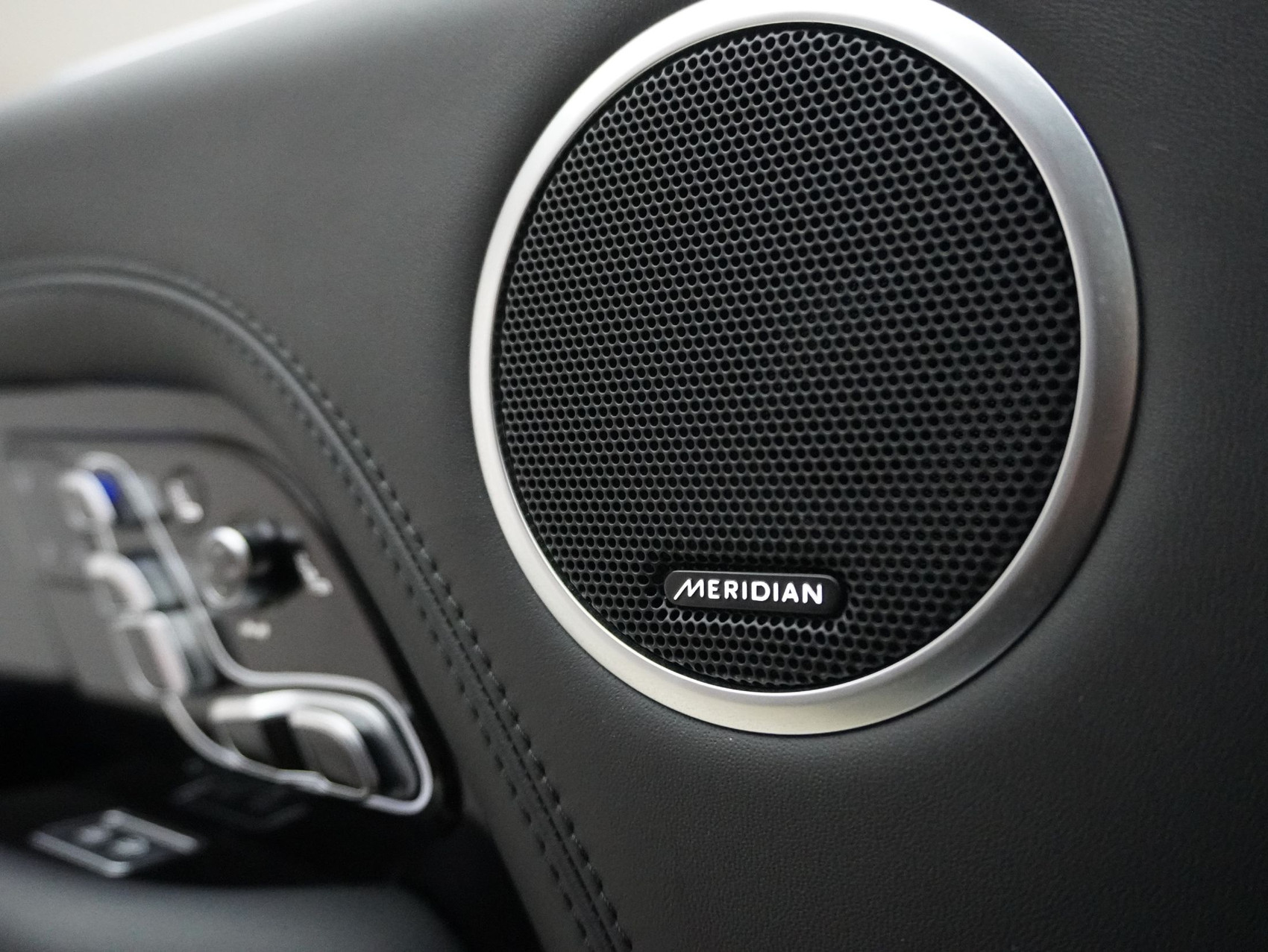 LAND ROVER Range Rover 3.0 I6D Fifty Edition **Fifty Edition 1/1970**