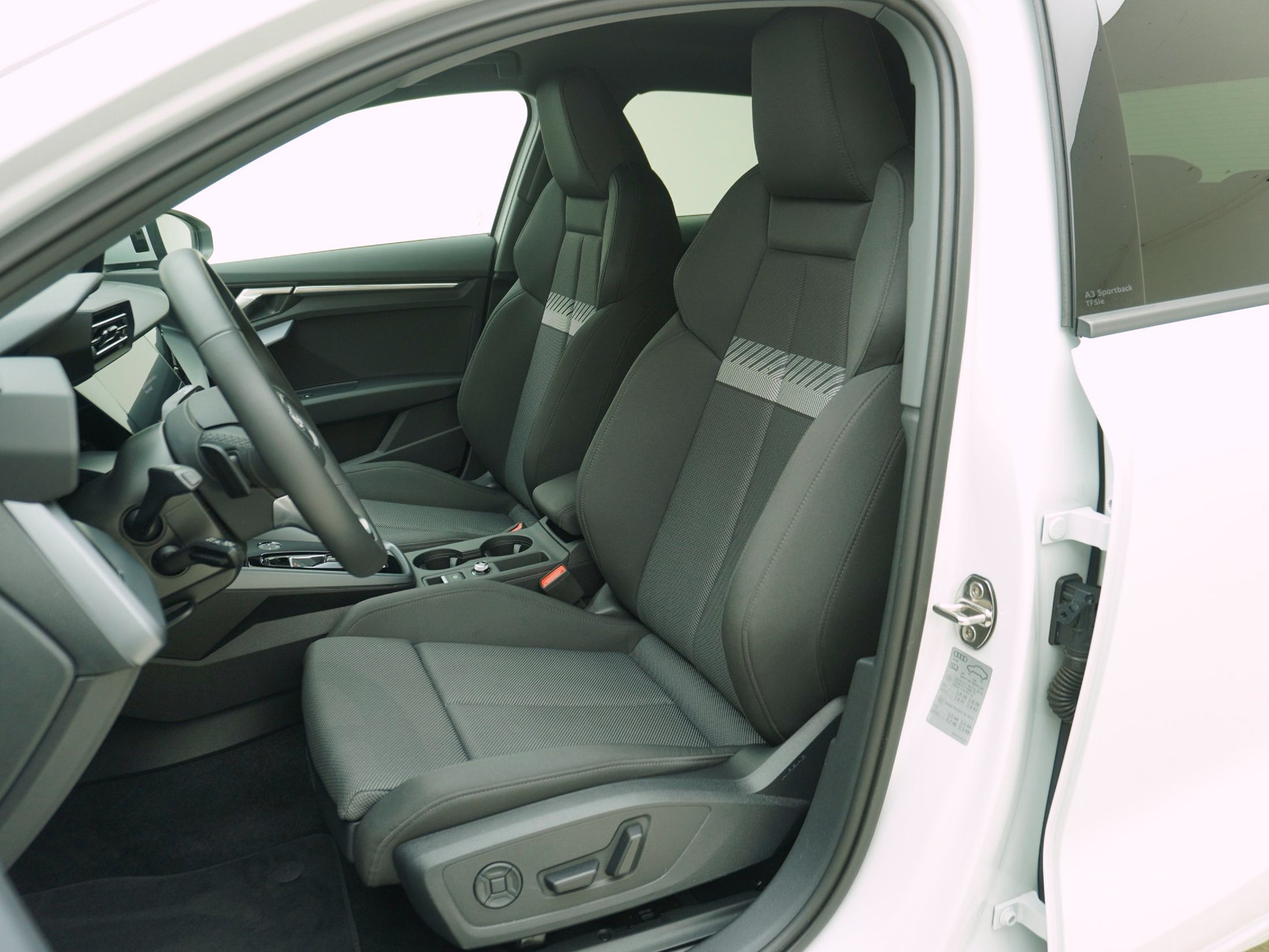 AUDI A3 Sportback 40 TFSI e S-Tronic **Audi Werksgarantie bis 04/2030**