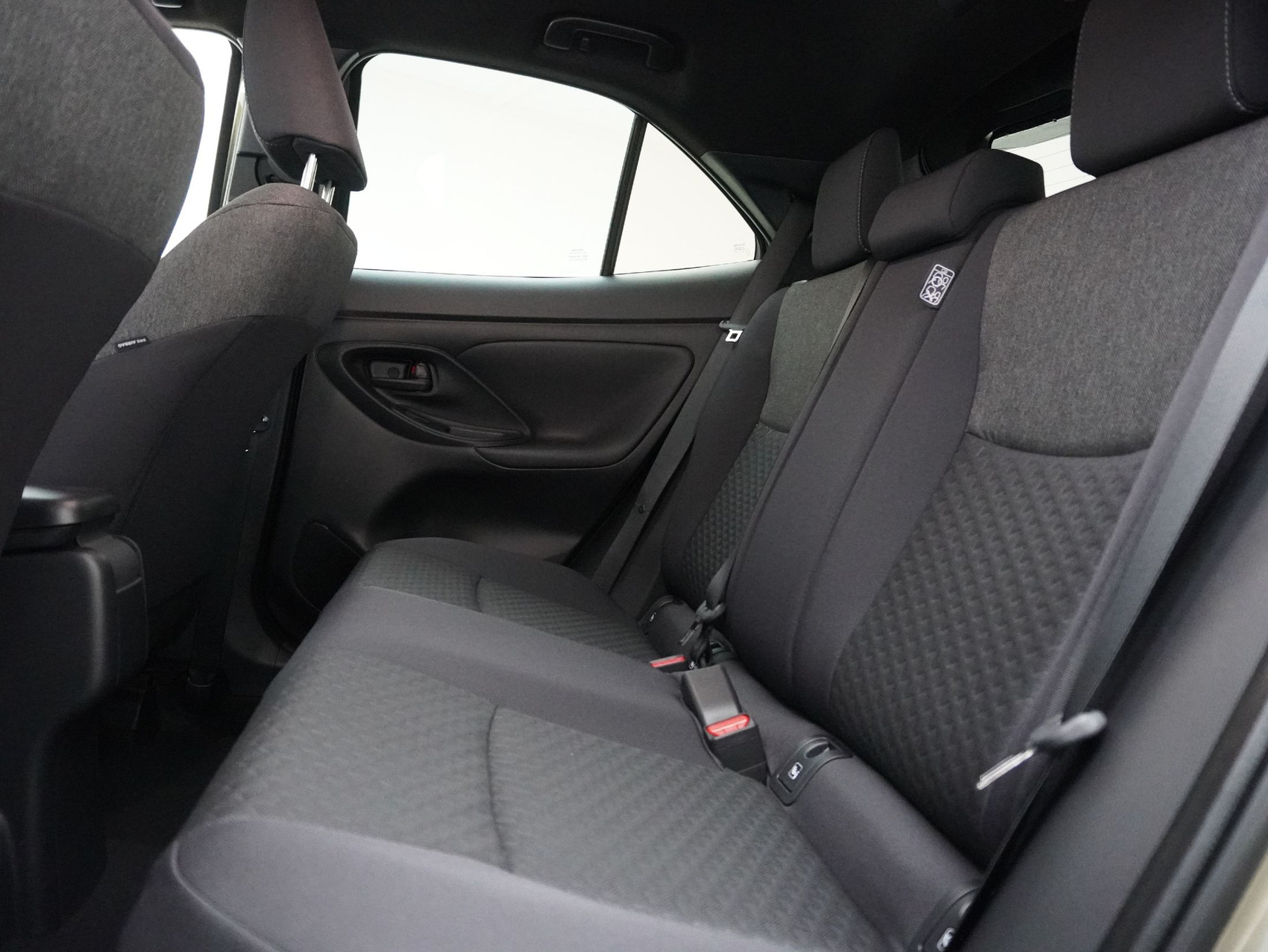 TOYOTA Yaris Cross 1.5 VVT-i HSD Trend AWD-i ** 4×4 ** inkl. 8-Fachbereifung **