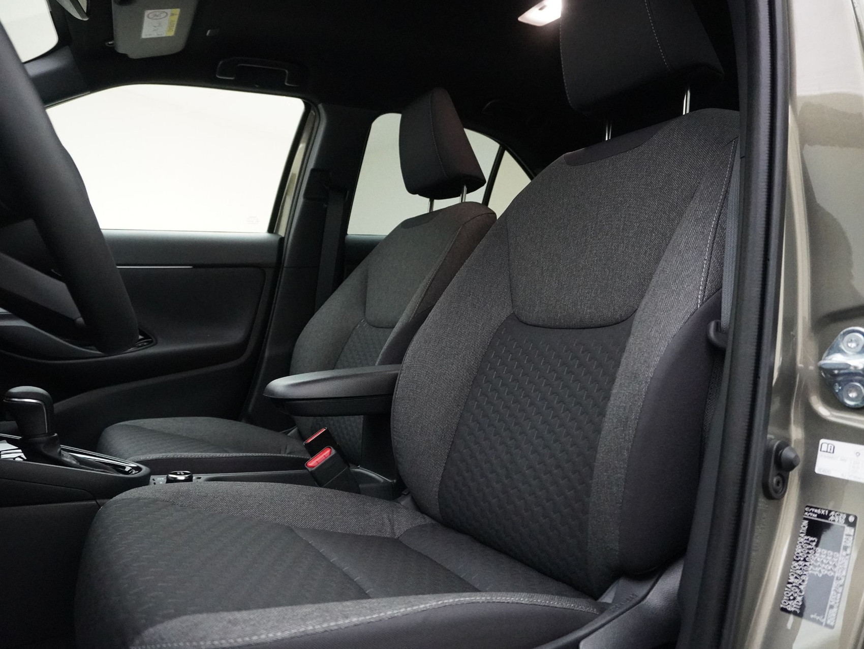 TOYOTA Yaris Cross 1.5 VVT-i HSD Trend AWD-i ** 4×4 ** inkl. 8-Fachbereifung **