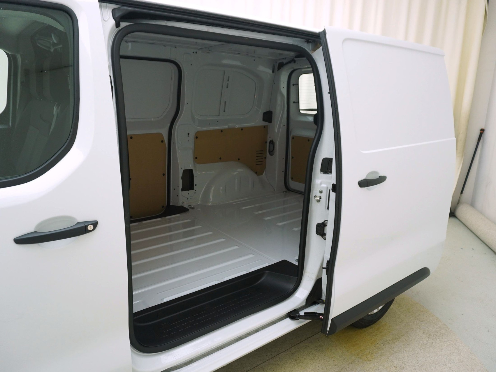 TOYOTA Proace PROACE Van L1 50KWh Advanced