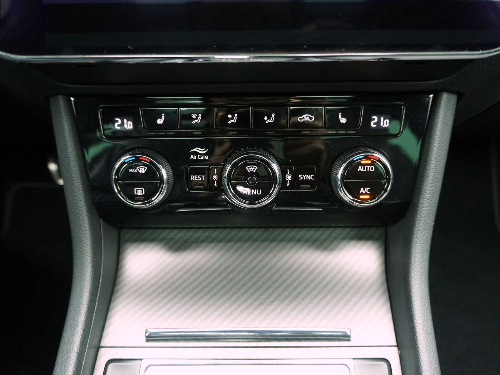 SKODA Superb Combi 2.0 TSI DSG Sport Line 4×4