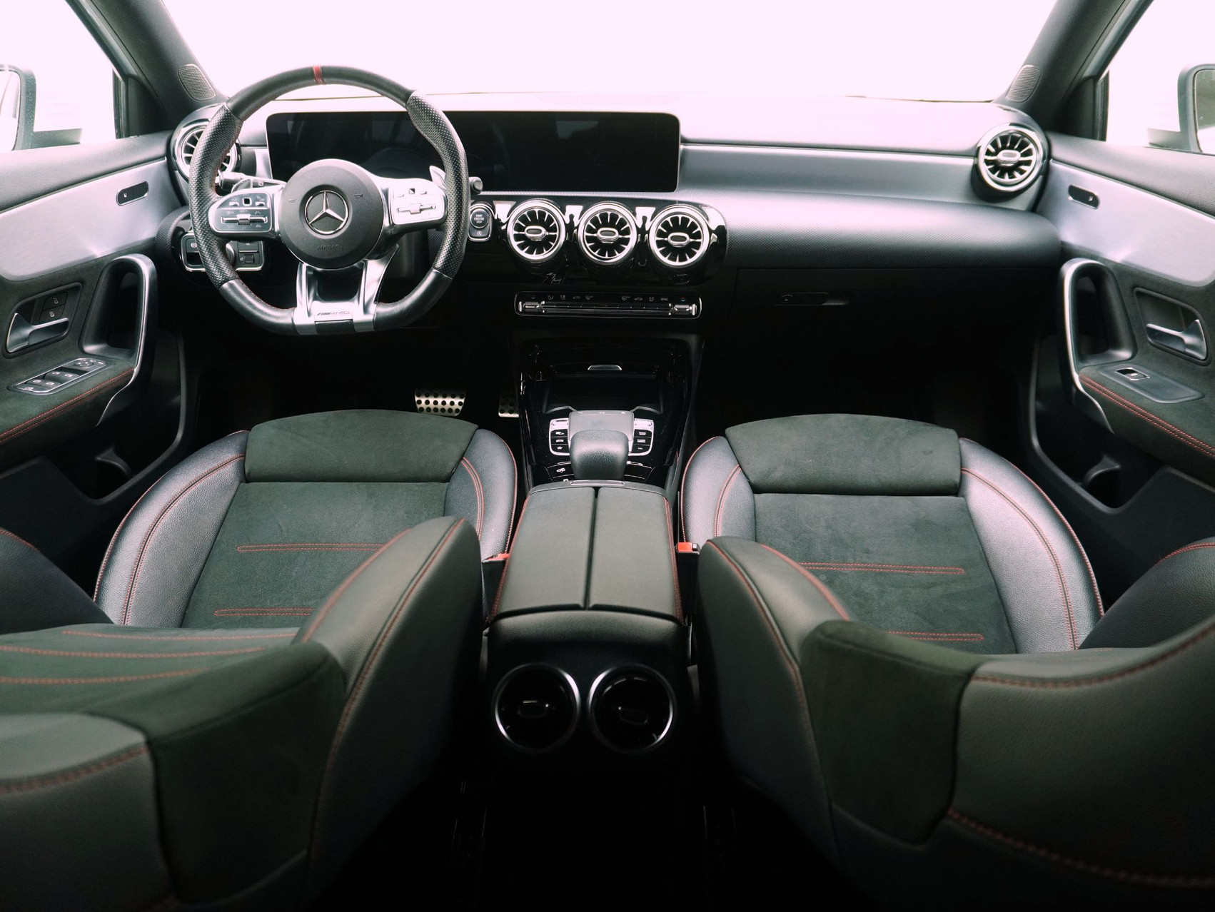 MERCEDES-BENZ A-Klasse A 35 AMG 4matic