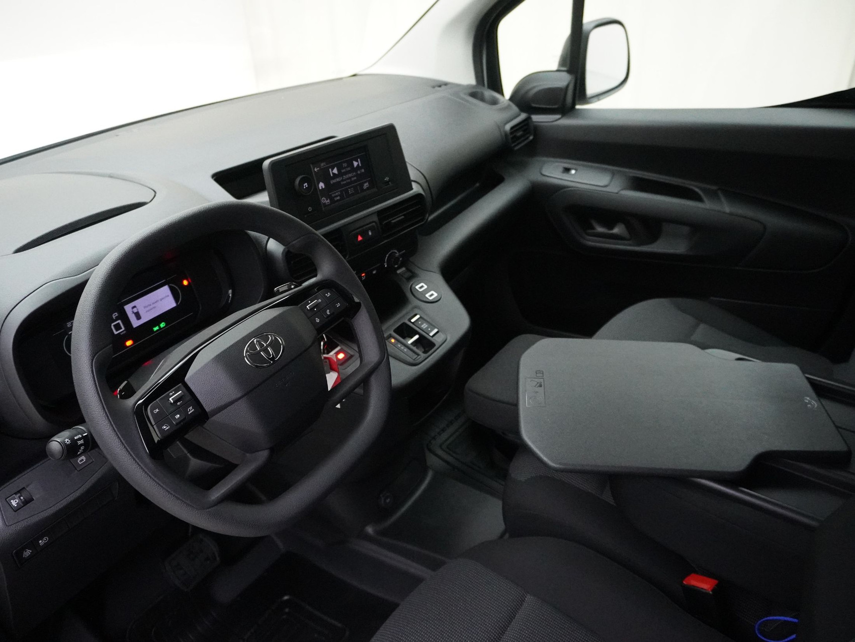 TOYOTA Proace City PROACE CITY Van L2 52KWh Active ** inkl. Pack Glas **