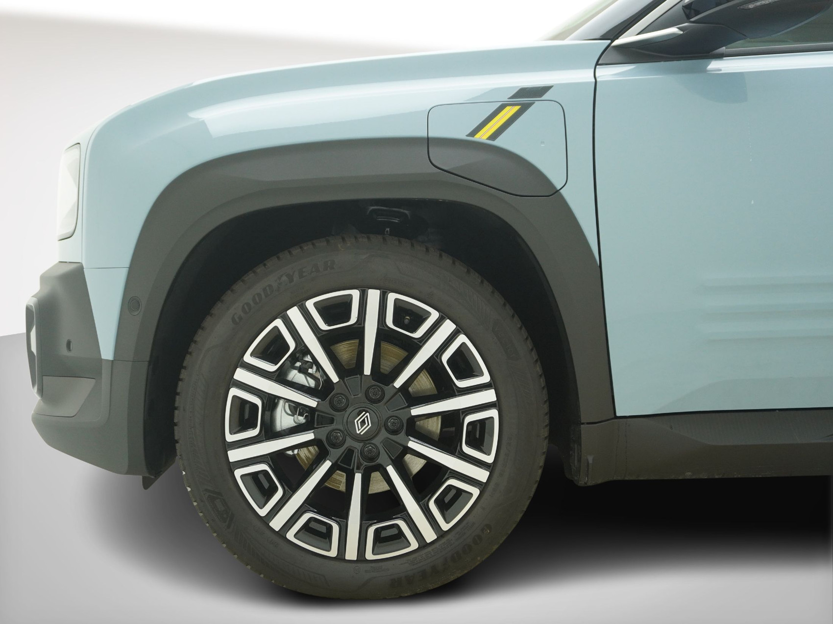 RENAULT R4 E-Tech Comfort Range iconic