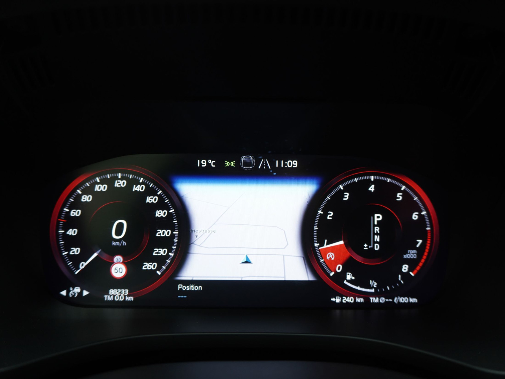 VOLVO XC60 2.0 T6 R-Design AWD