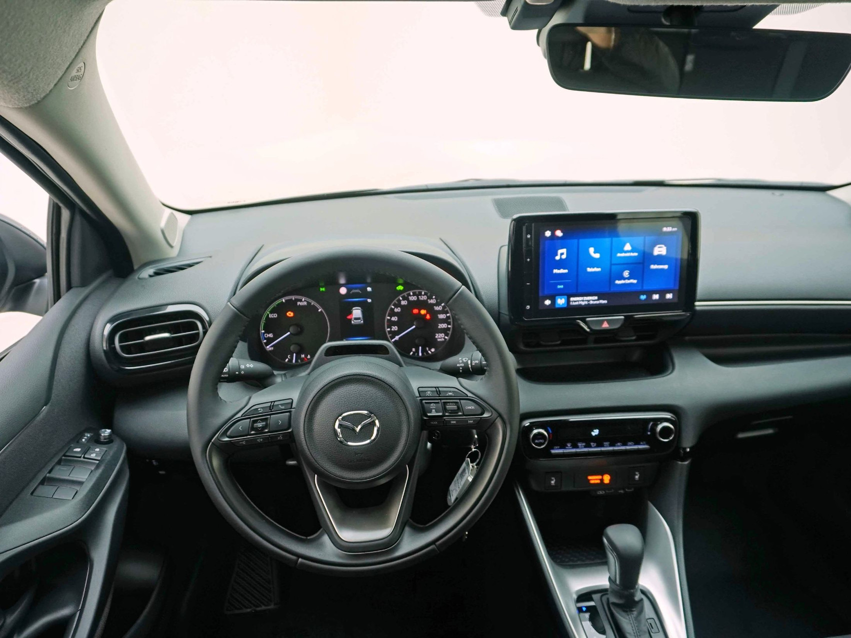 MAZDA 2 1.5 Hybrid Centre-Line