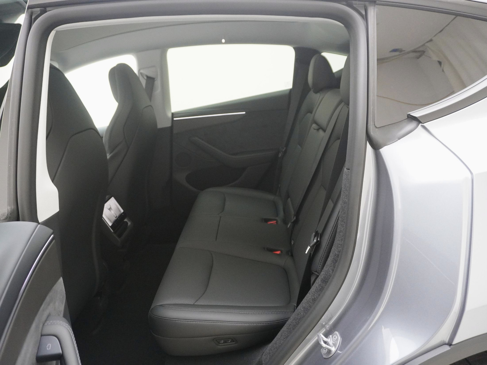 TESLA Model Y Performance AWD