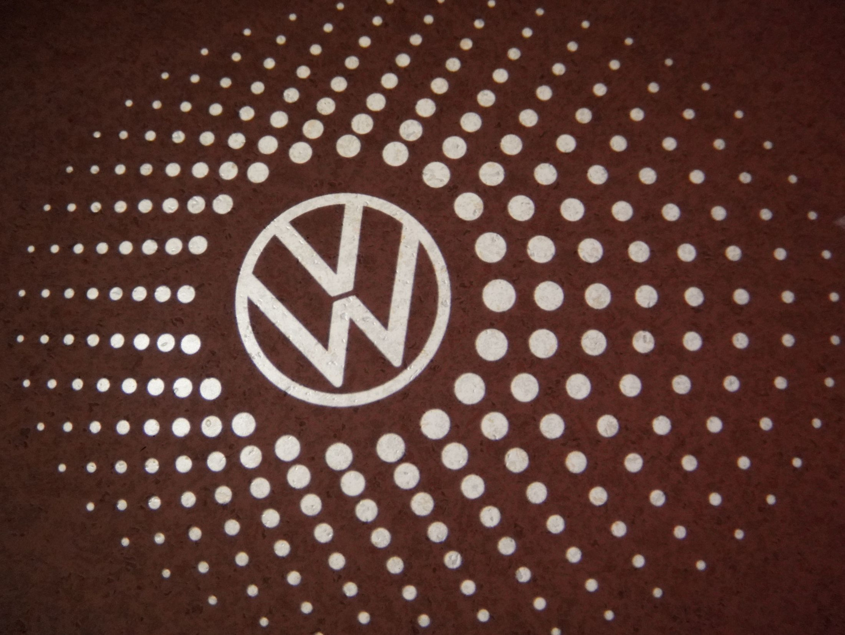 VW Tiguan 2.0 TSI DSG R-Line Black Style 4Motion (2025) **Head-Up / Harman-Kardon Soundsystem**