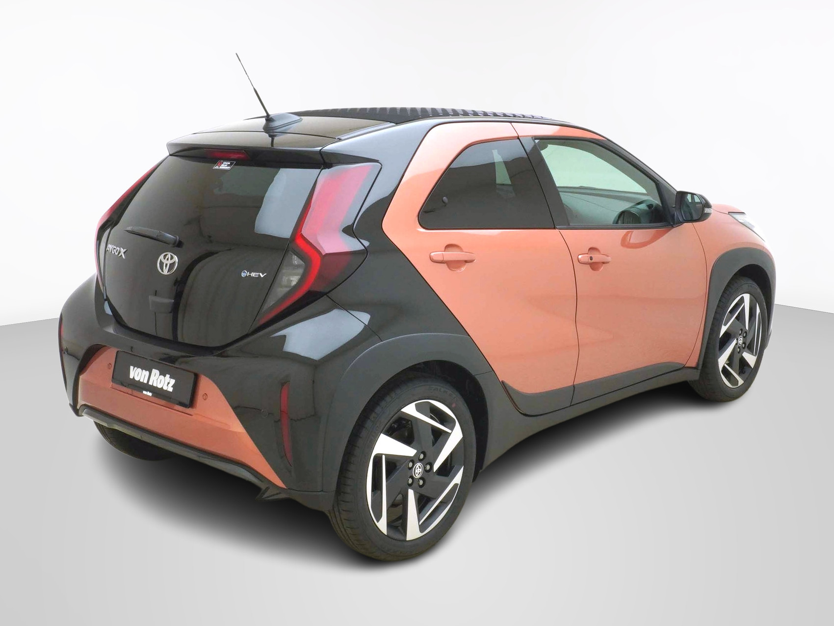 TOYOTA Aygo X 1.5 VVT-i HSD Style ** Faltdach — also oben ohne **