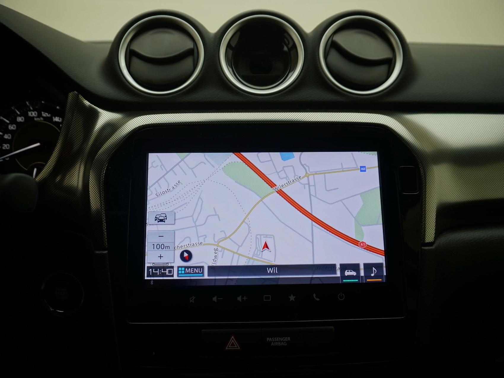 SUZUKI Vitara 1.4 T Compact Top Hybrid 4×4