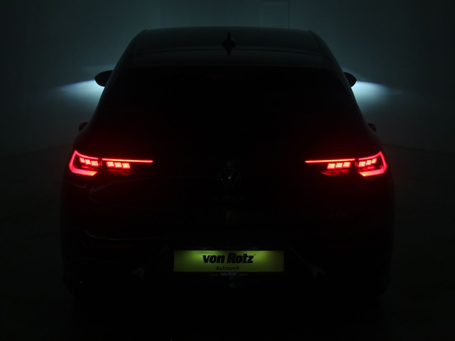 VW Golf VIII 1.5 eTSI R-Line DSG