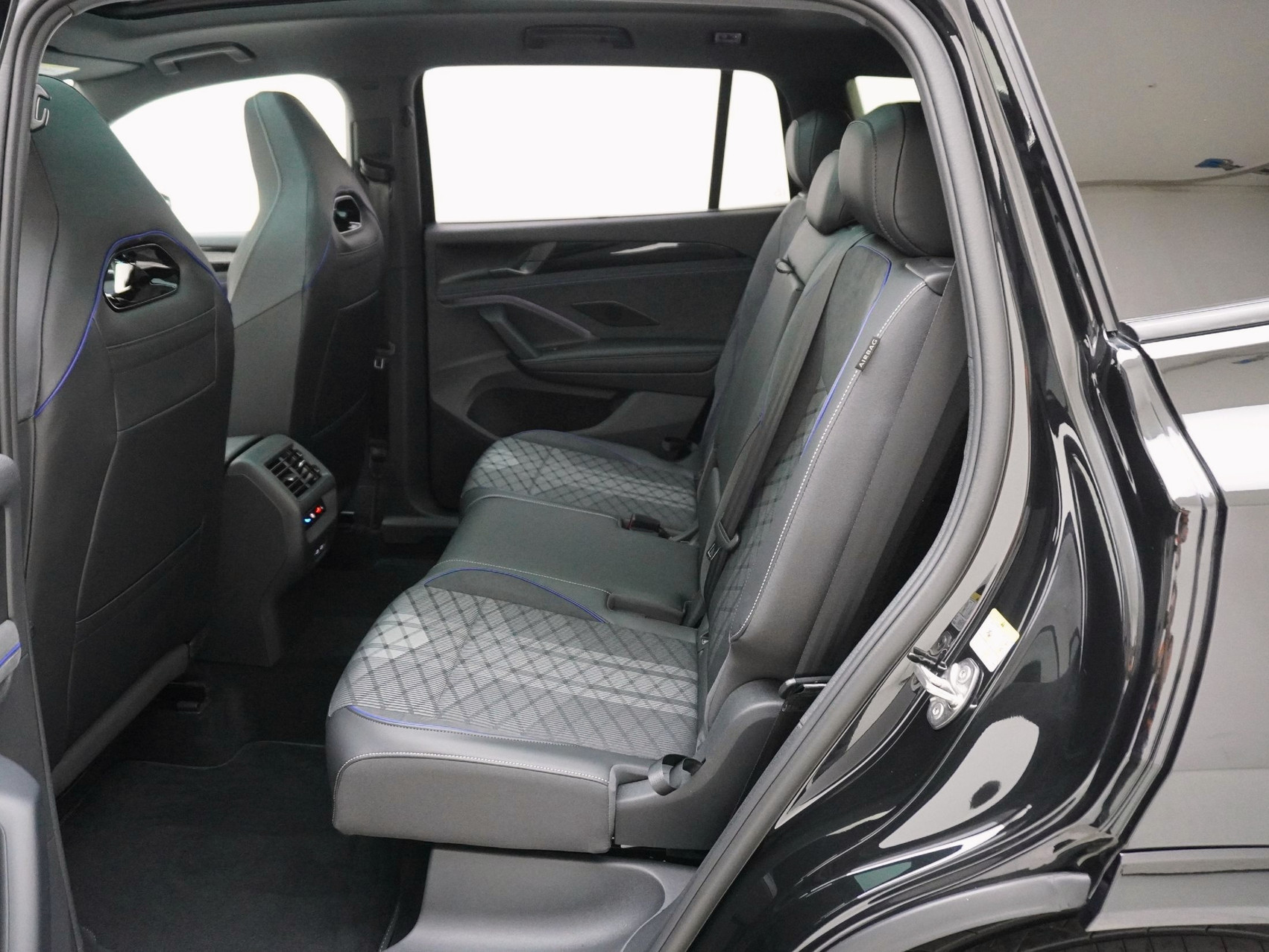 VW Tayron 2.0 TDI R-Line DSG 4motion