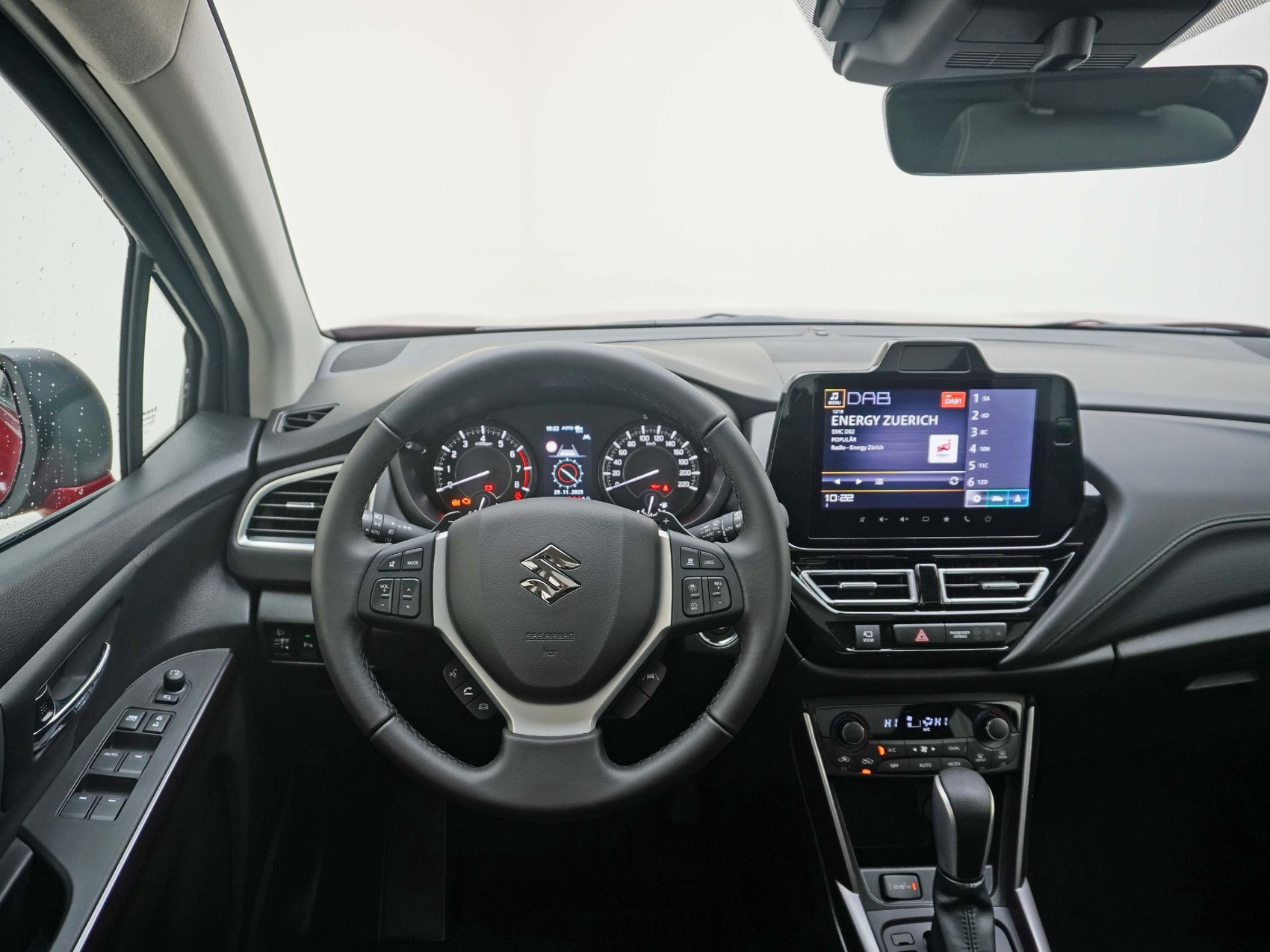 SUZUKI S-Cross 1.4 T Compact Top Hybrid 4×4